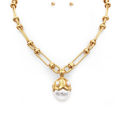 Pearl Drop Necklace