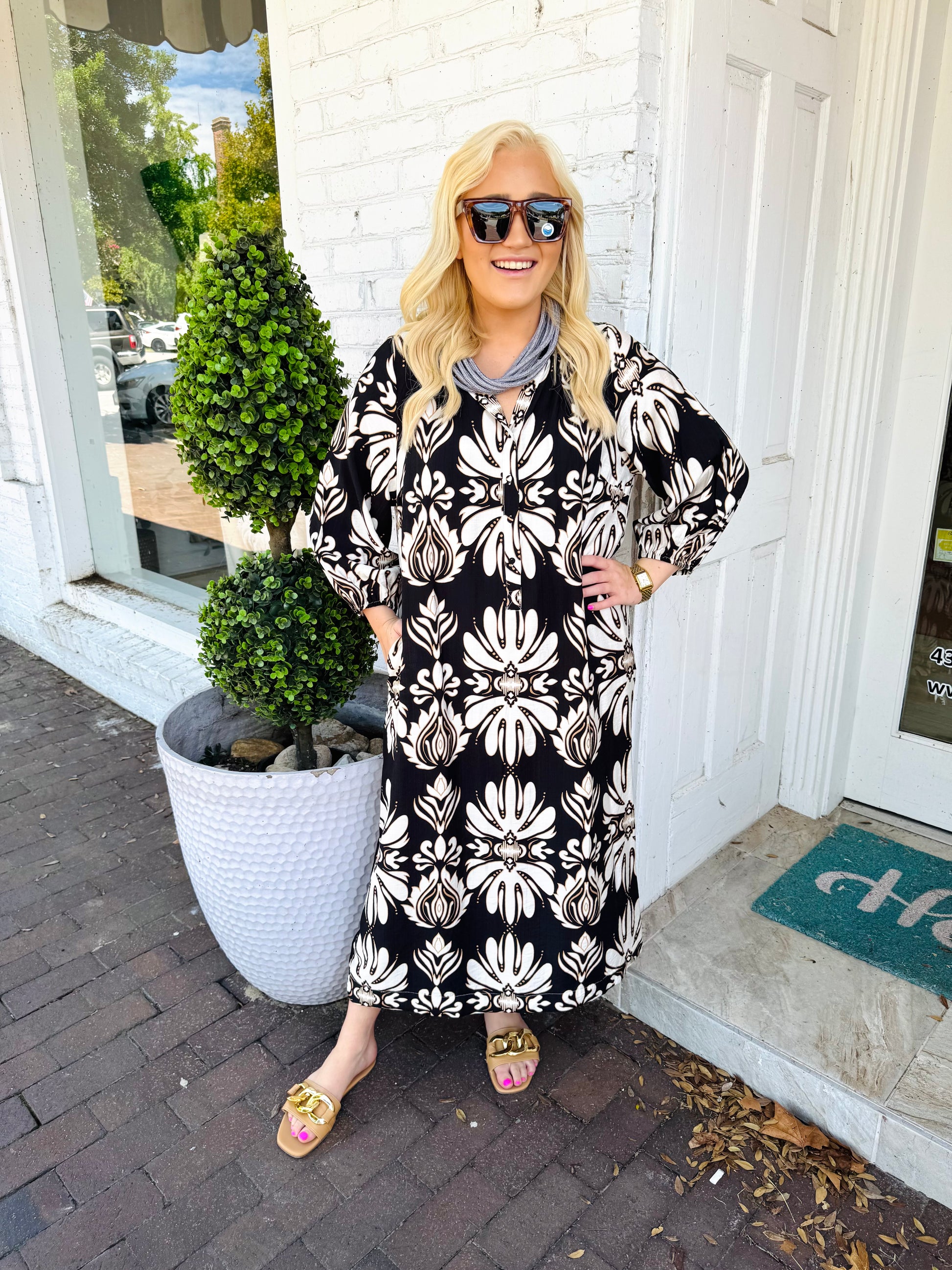 Waves of Elegance Dress (2 Colors)