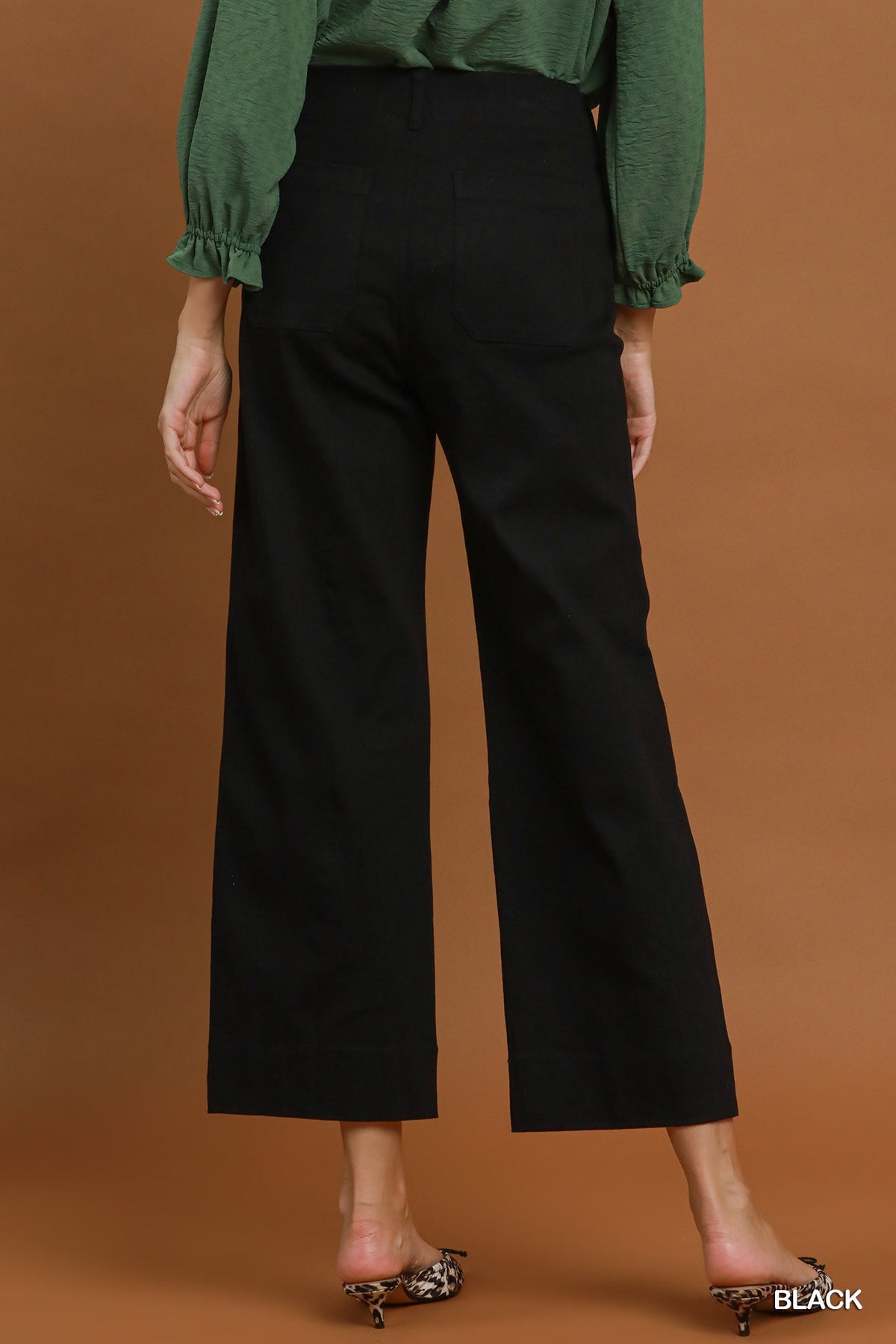 Office Chic Pants in Black