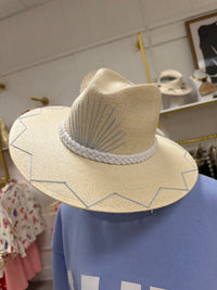 White Palm Hat - Bahamas Triple Fish