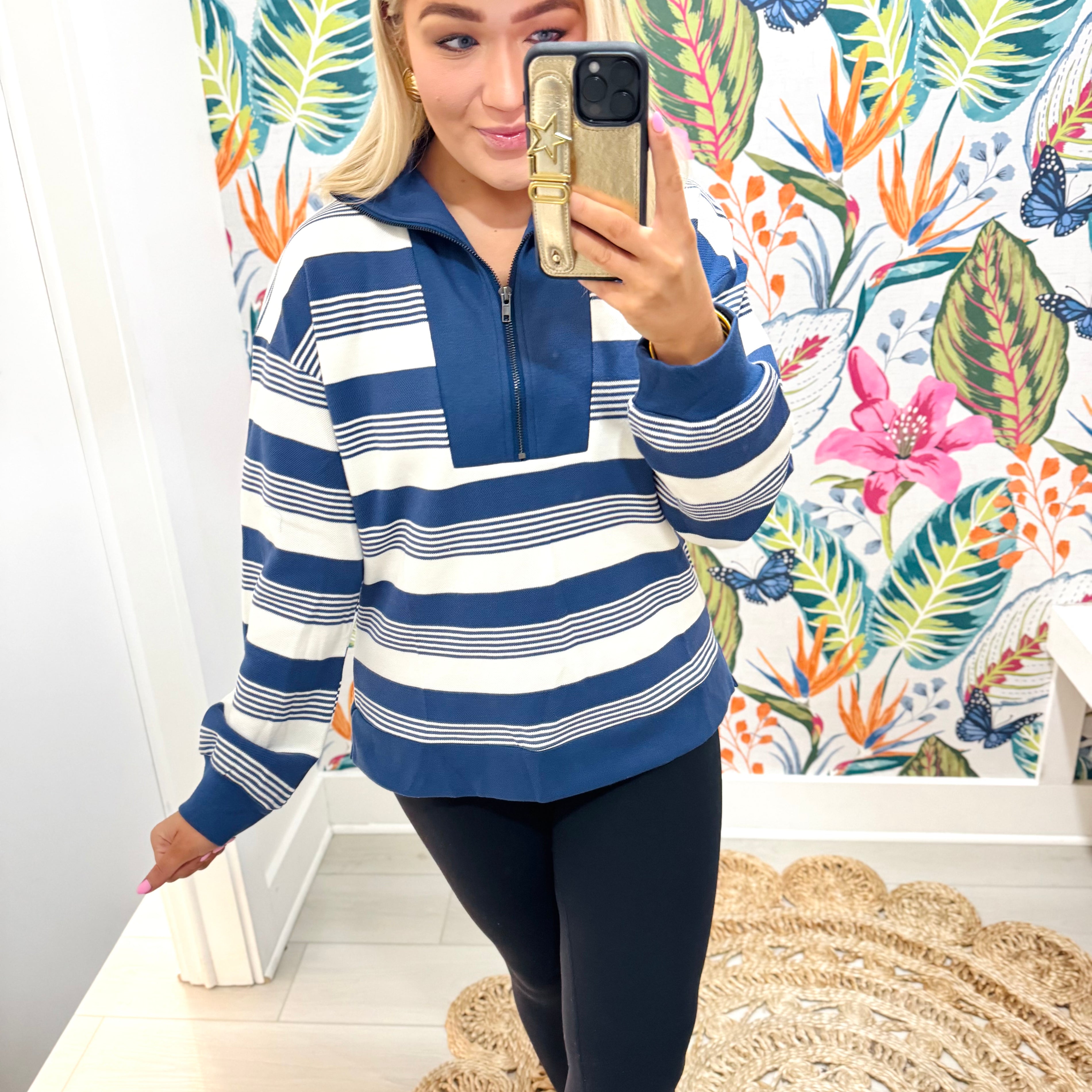 Travel Time Pullover (2 Colors)
