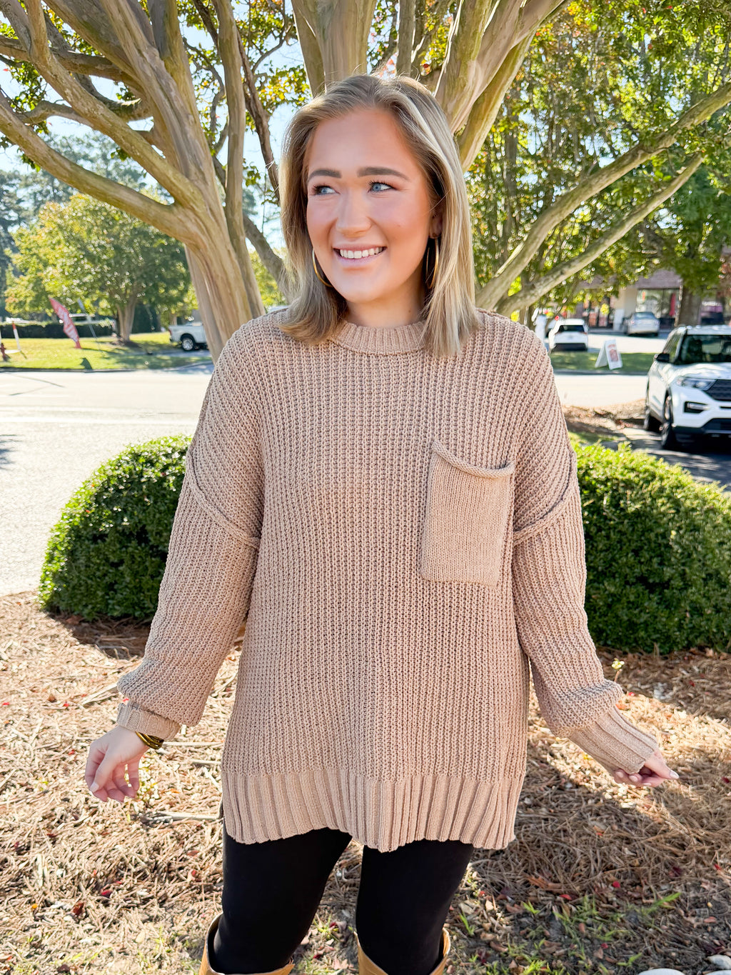 Oversized Chunky Knit Sweater in Mocha
