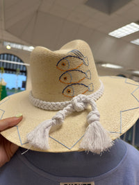 White Palm Hat - Bahamas Triple Fish