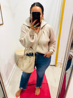 Woven Bucket Bag w/Satchel