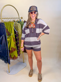 Front Zip Neck 3/4 Sleeve Stripe Pullover Top in Grey