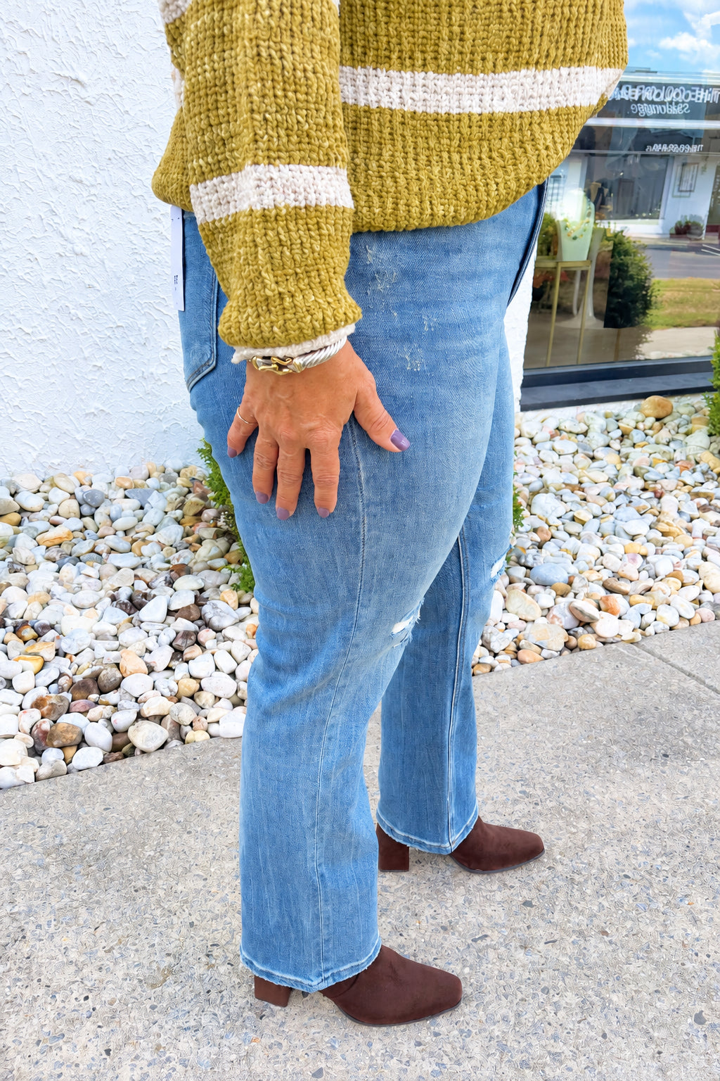 Mid Rise Tinted Medium Dark Wash Ankle Straight Vervet