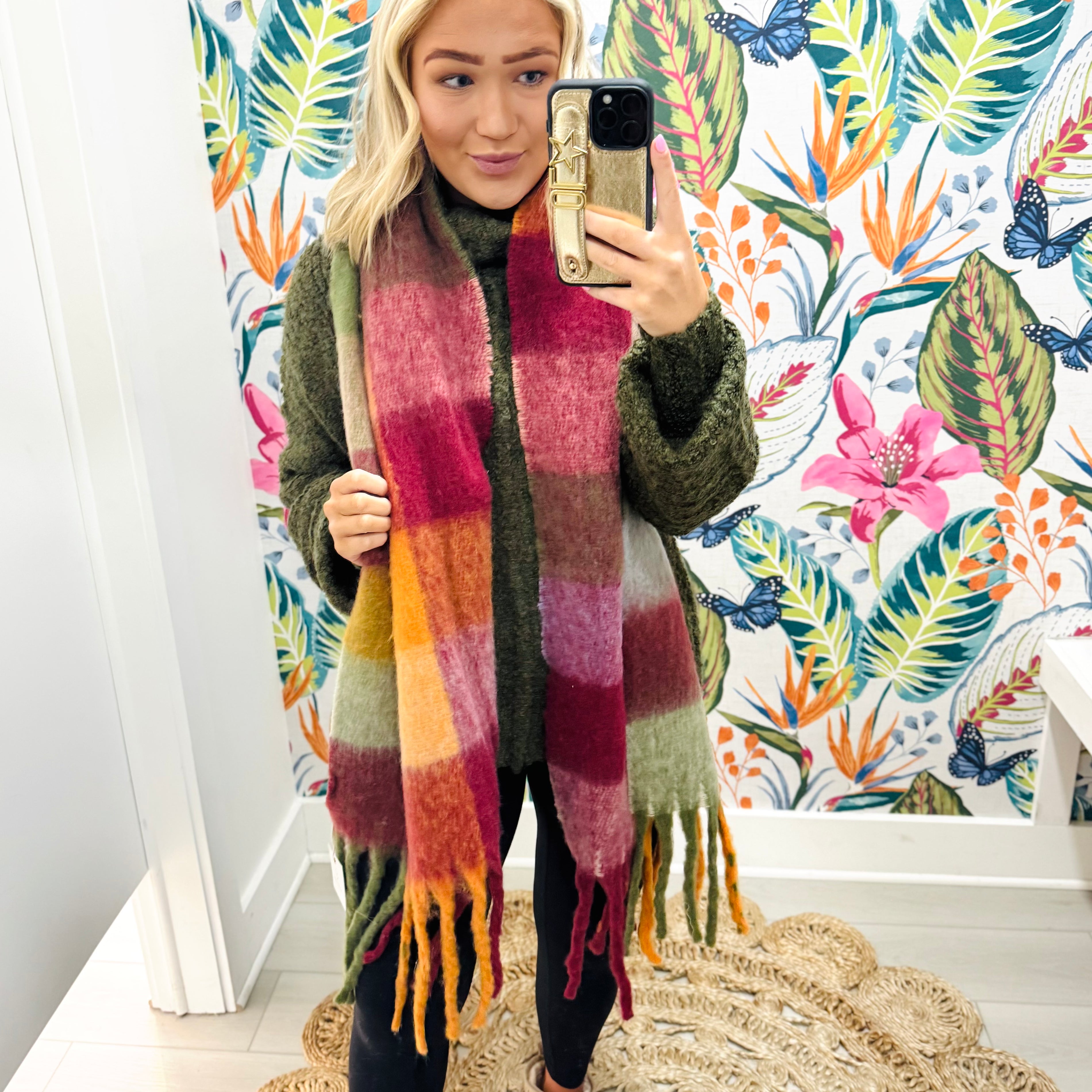 Dutton Scarf