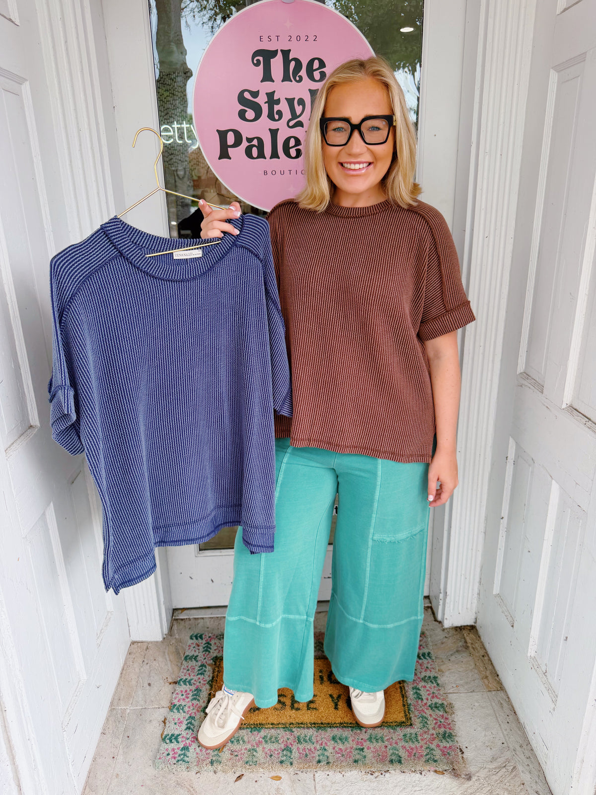 Best Basic Top (2 Colors Available)