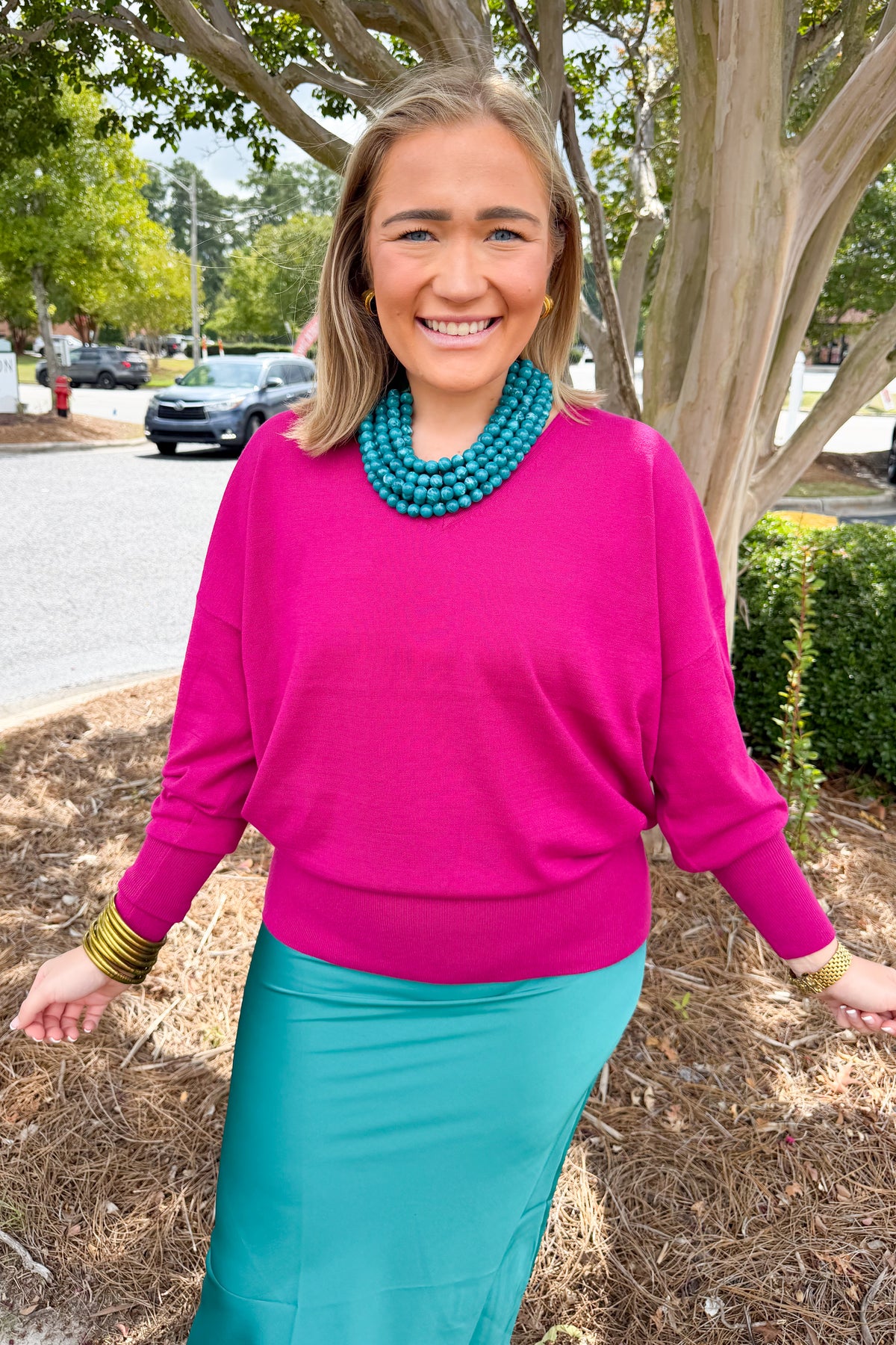 Lightweight V-Neck Long Sleeve Slouchy Sweater in Light Magenta