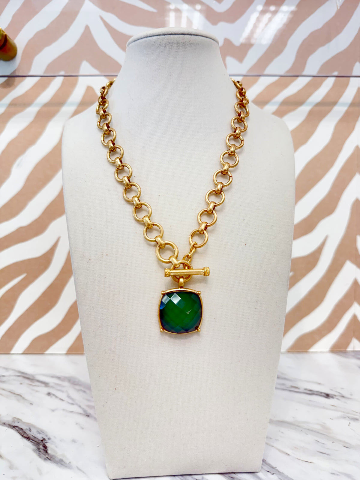 Gold Linked Chain Necklace with Marble Stone - Emerald Green