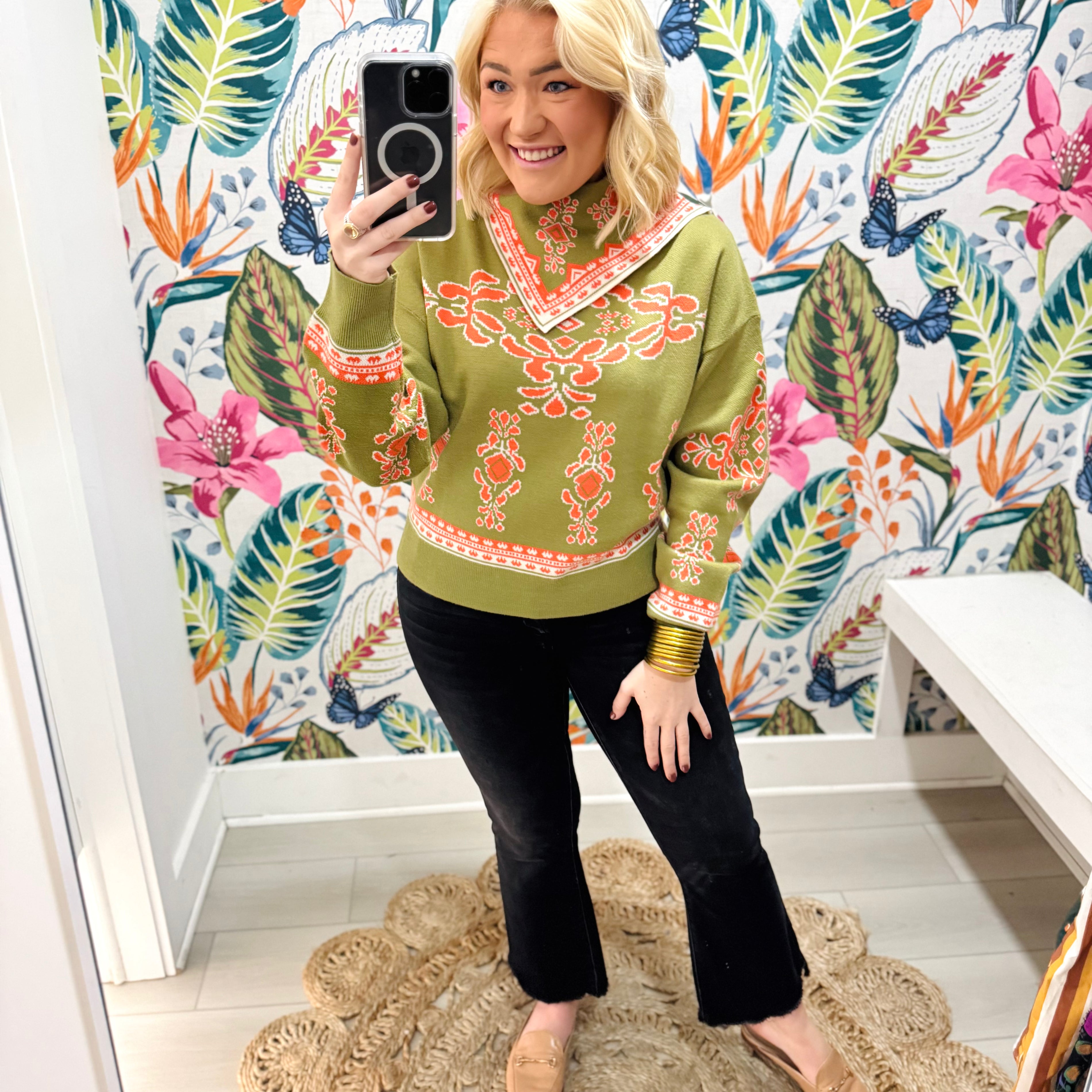 Colorado Scarf Sweater in Olive | THML