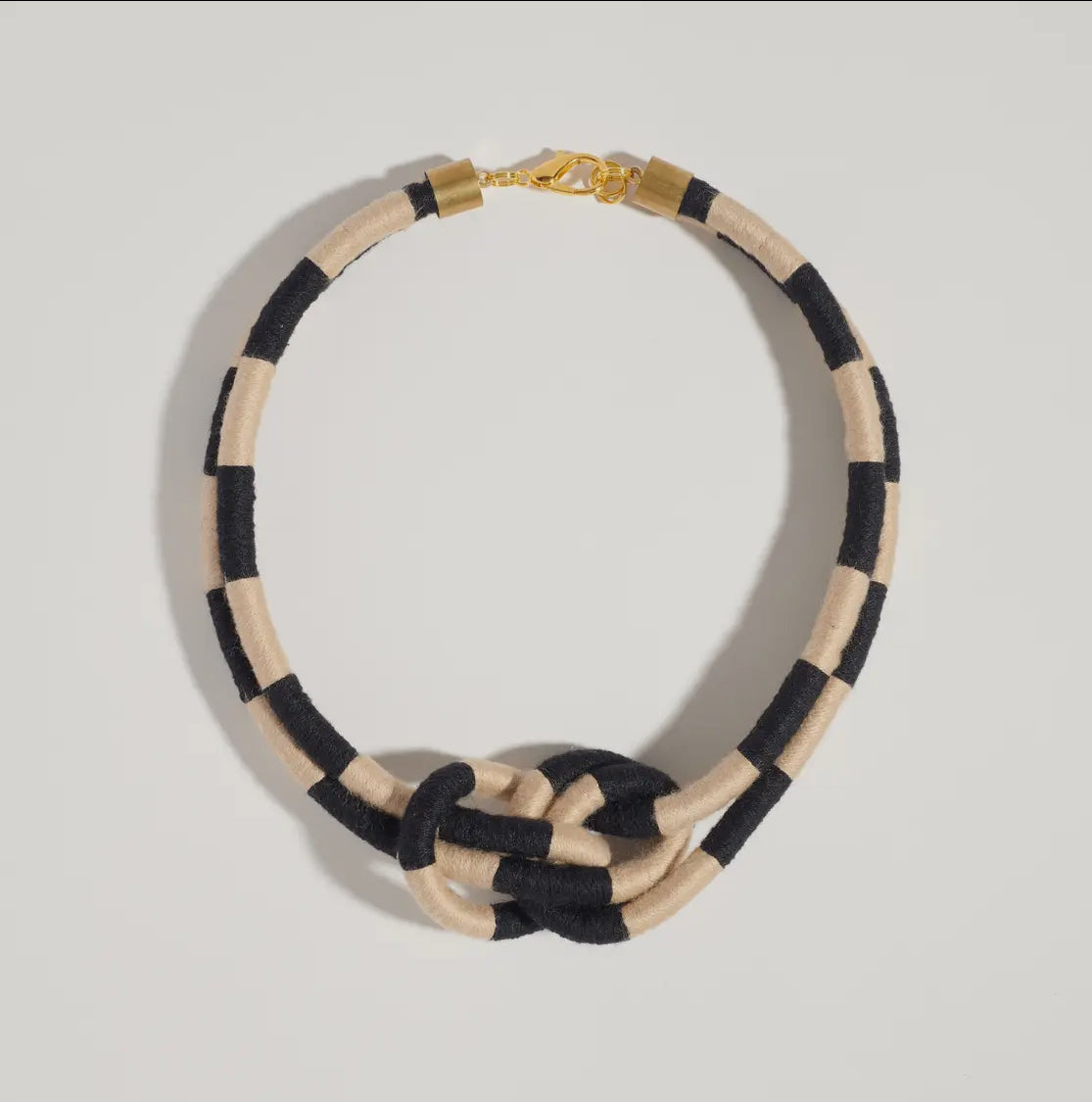 Knot Necklace-Black/Cream