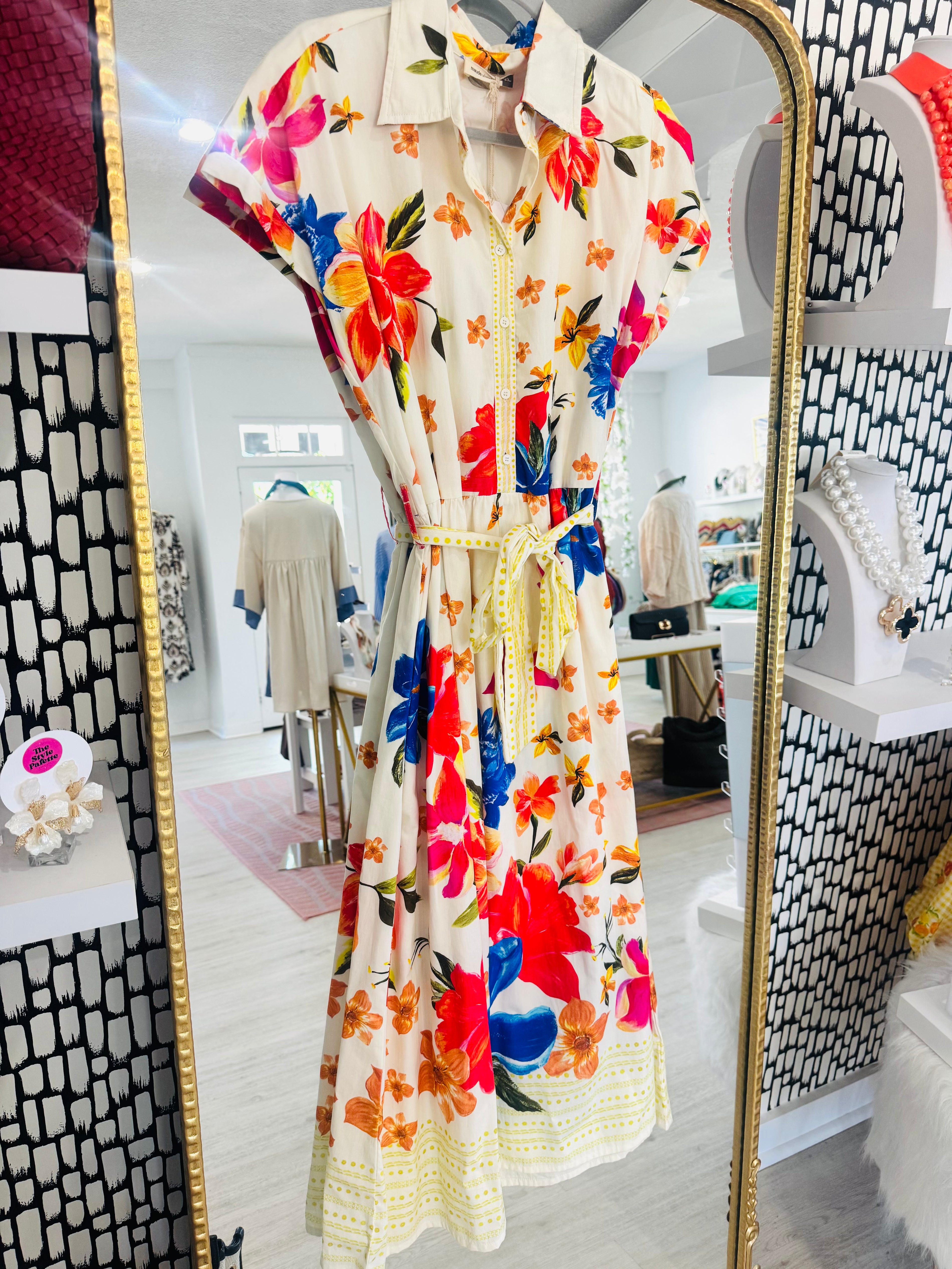 Rylie Dress in Vibrant Summer | MAUDE