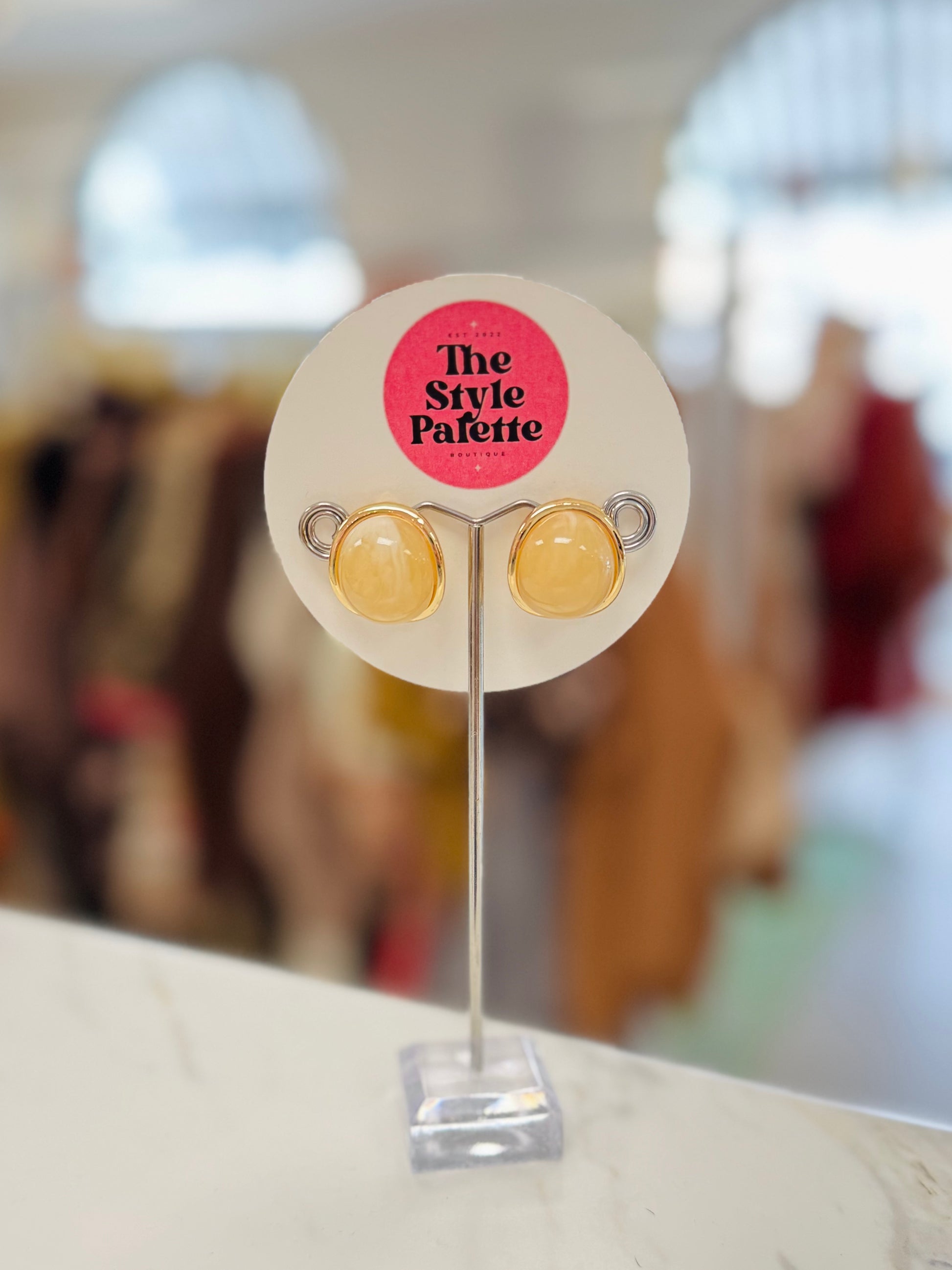 Carla Stud (2 Colors)