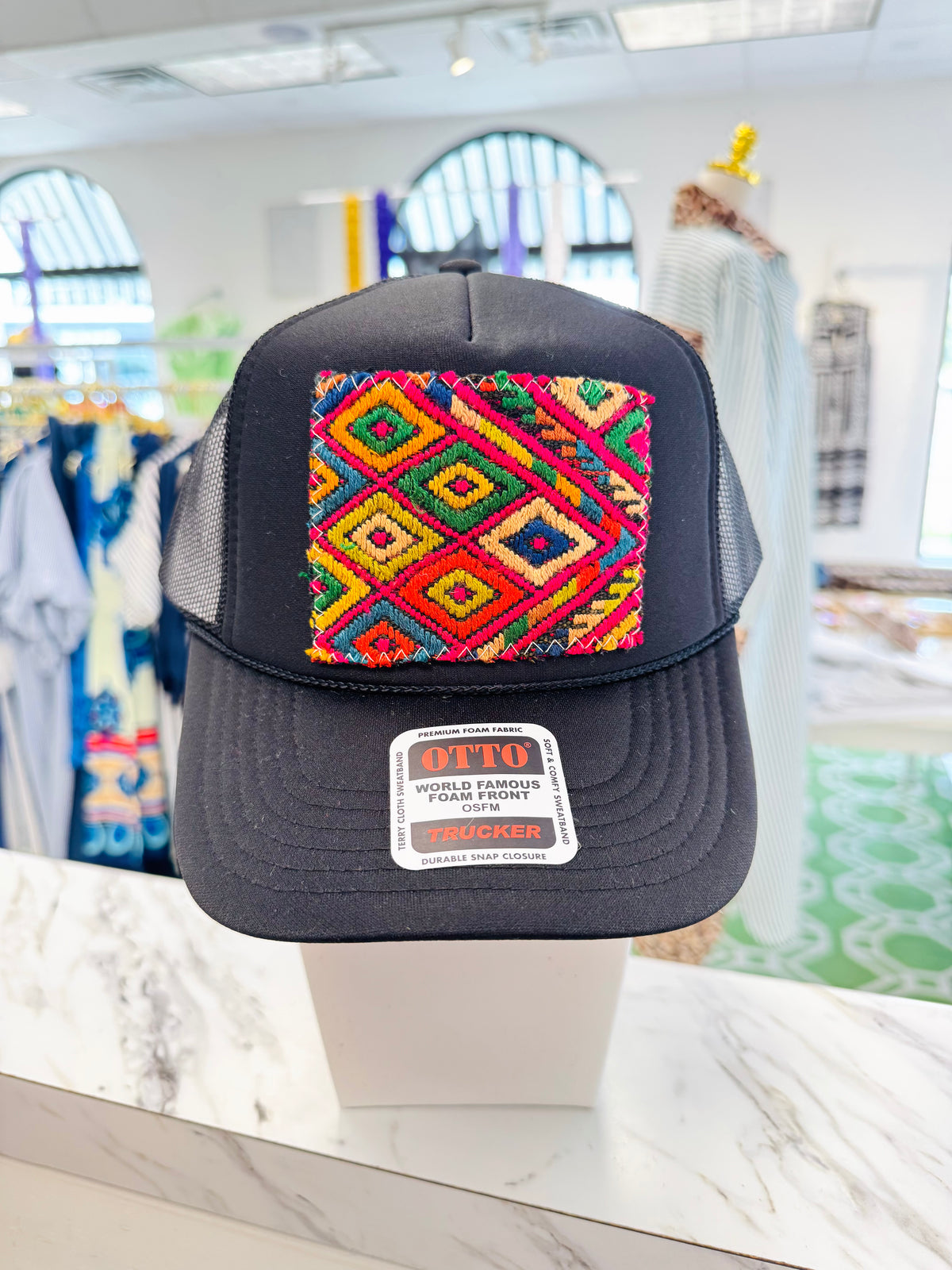 ORIJINAL Trucker Hat in Black - Rainbow Square Patch