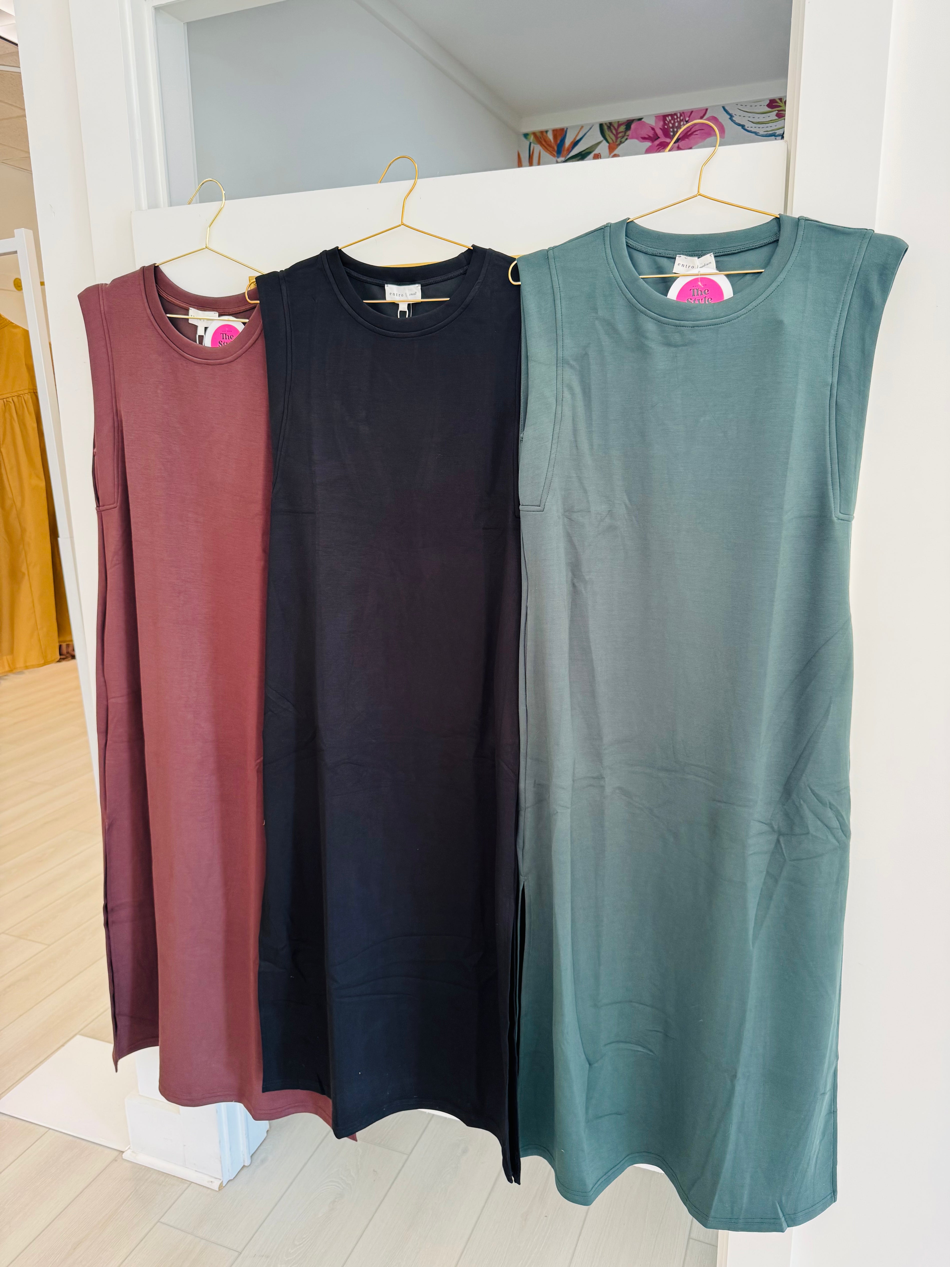 A Good Side View Dress (3 Colors)
