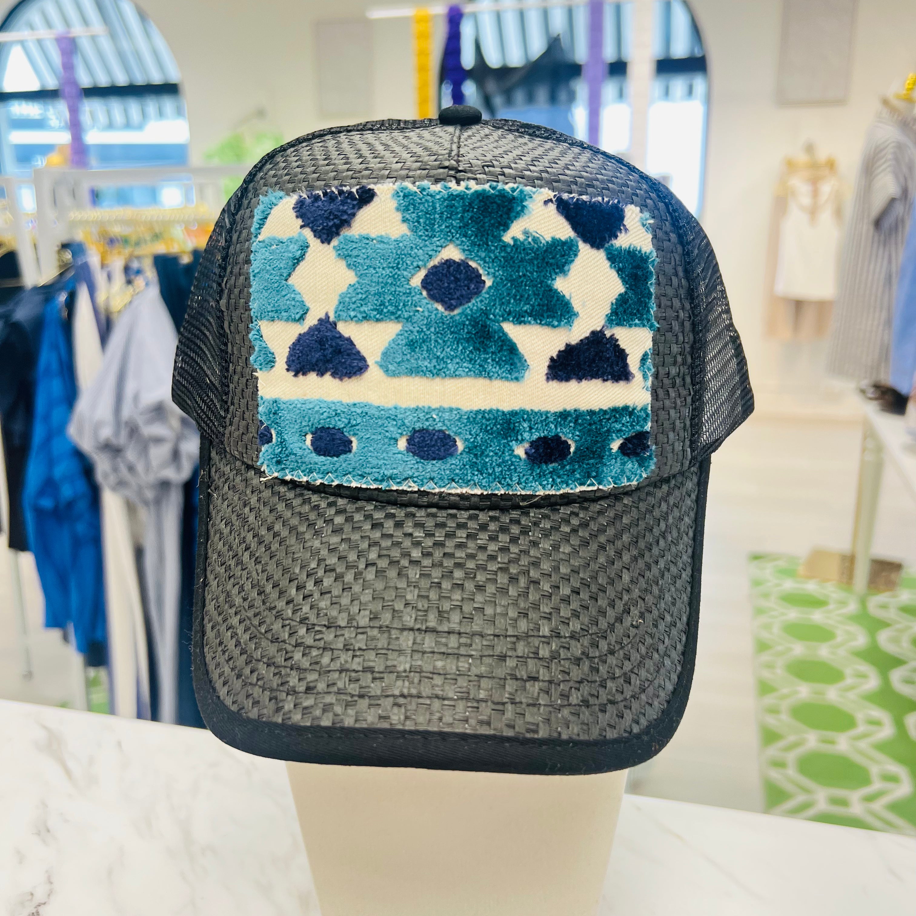 ORIJINAL Straw Trucker Hat in Black - Navy/Teal/White