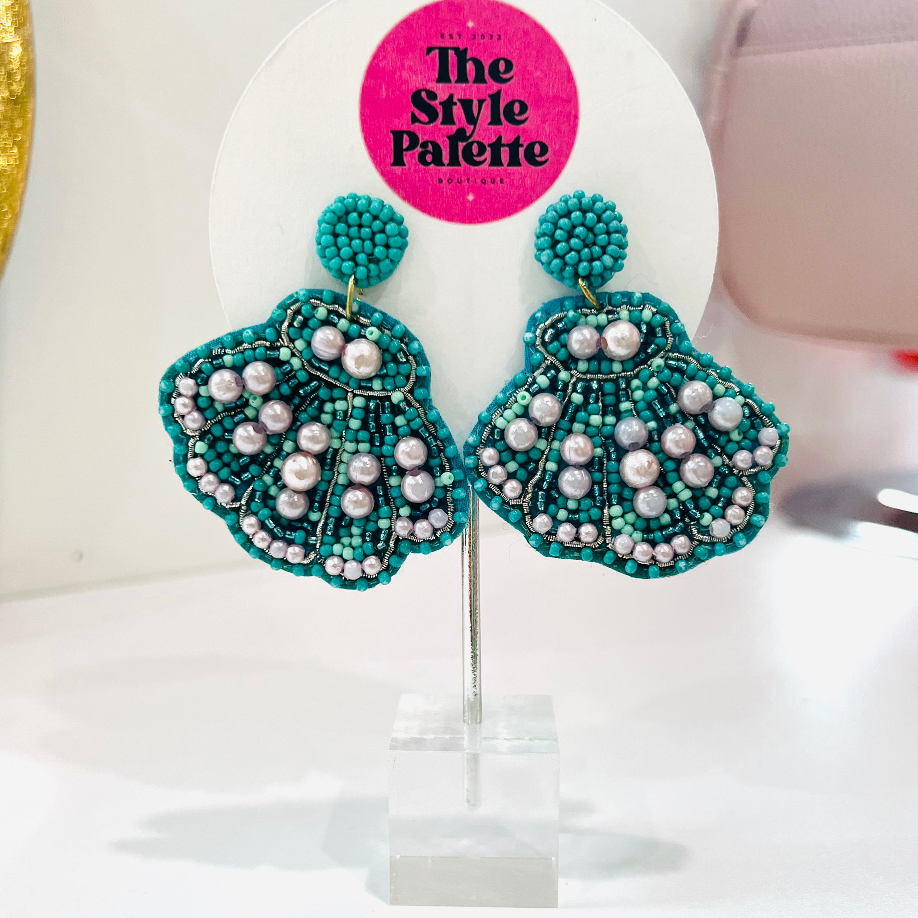 Pearl Clam Earrings