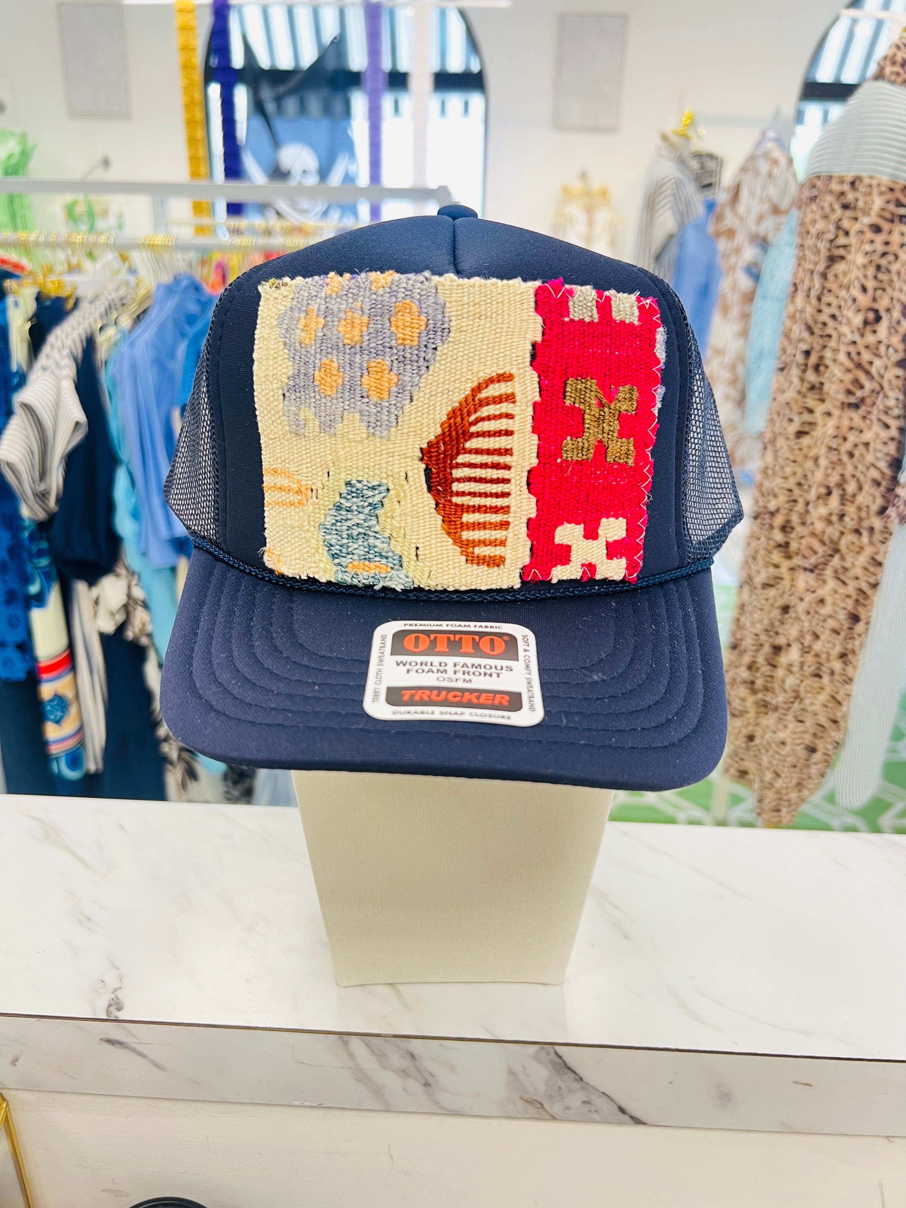 ORIJINAL Trucker Hat in Navy - Fuchsia/Cream