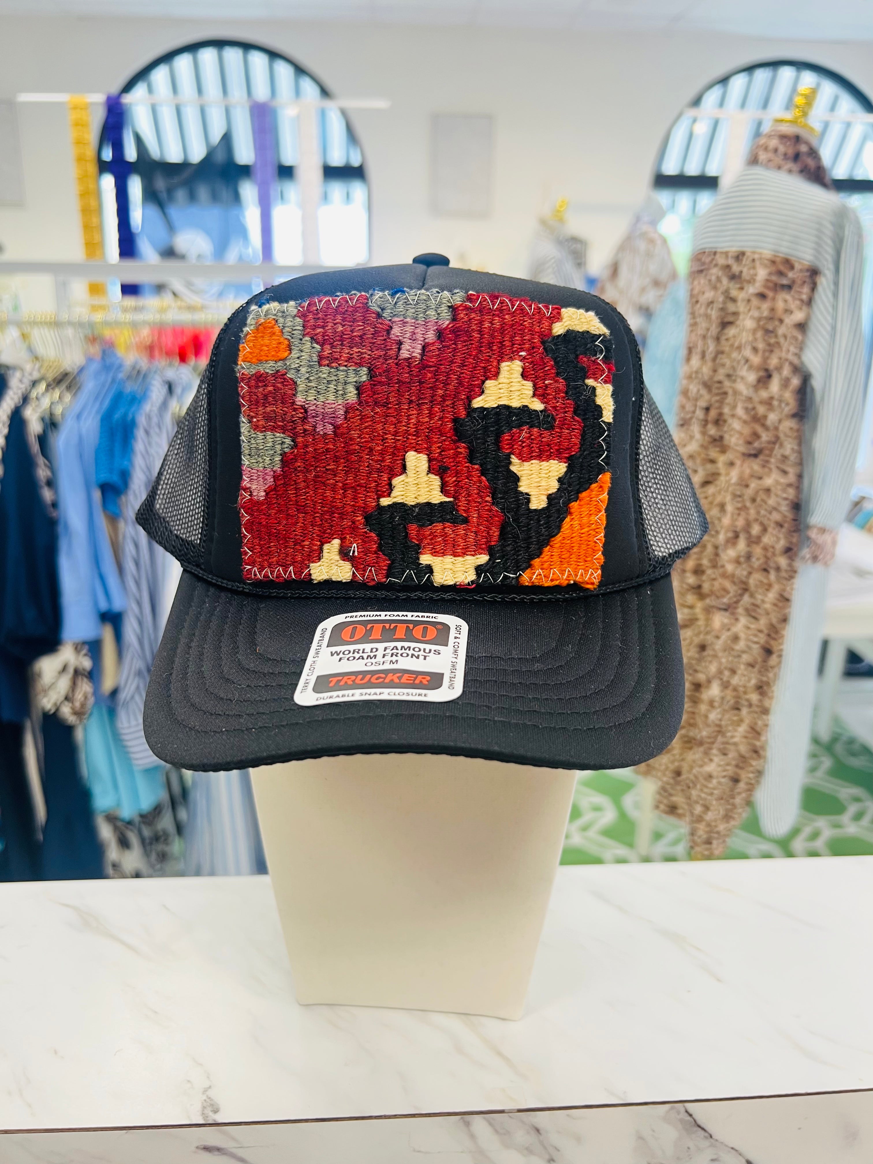 ORIJINAL Trucker Hat in Black - Orange/Maroon/Black
