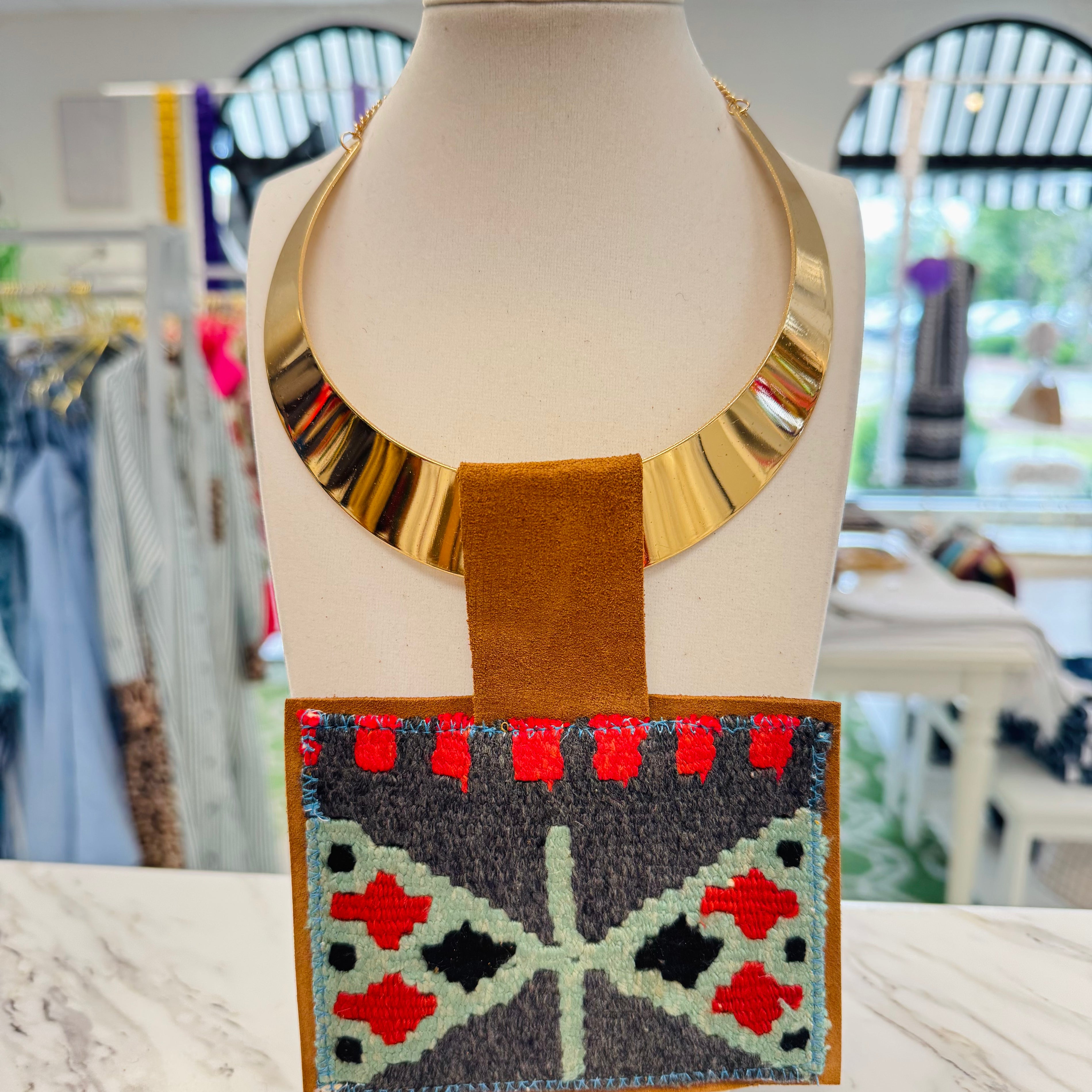 ORIJINAL Shiny Brass Pendant Necklace - Charcoal/Sage/Red Patch