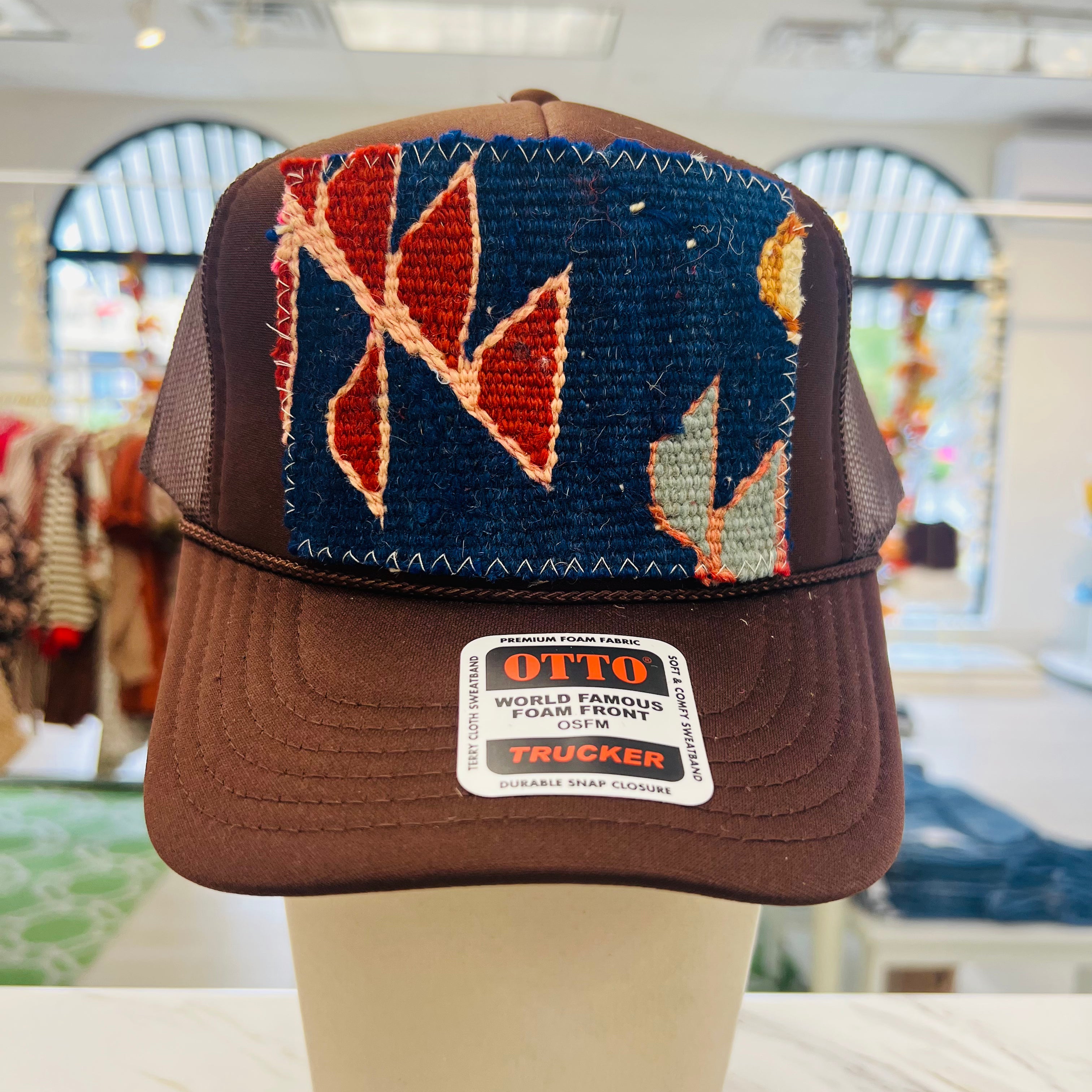 ORIJINAL Trucker Hat in Brown - Blue/Pink/Red Patch