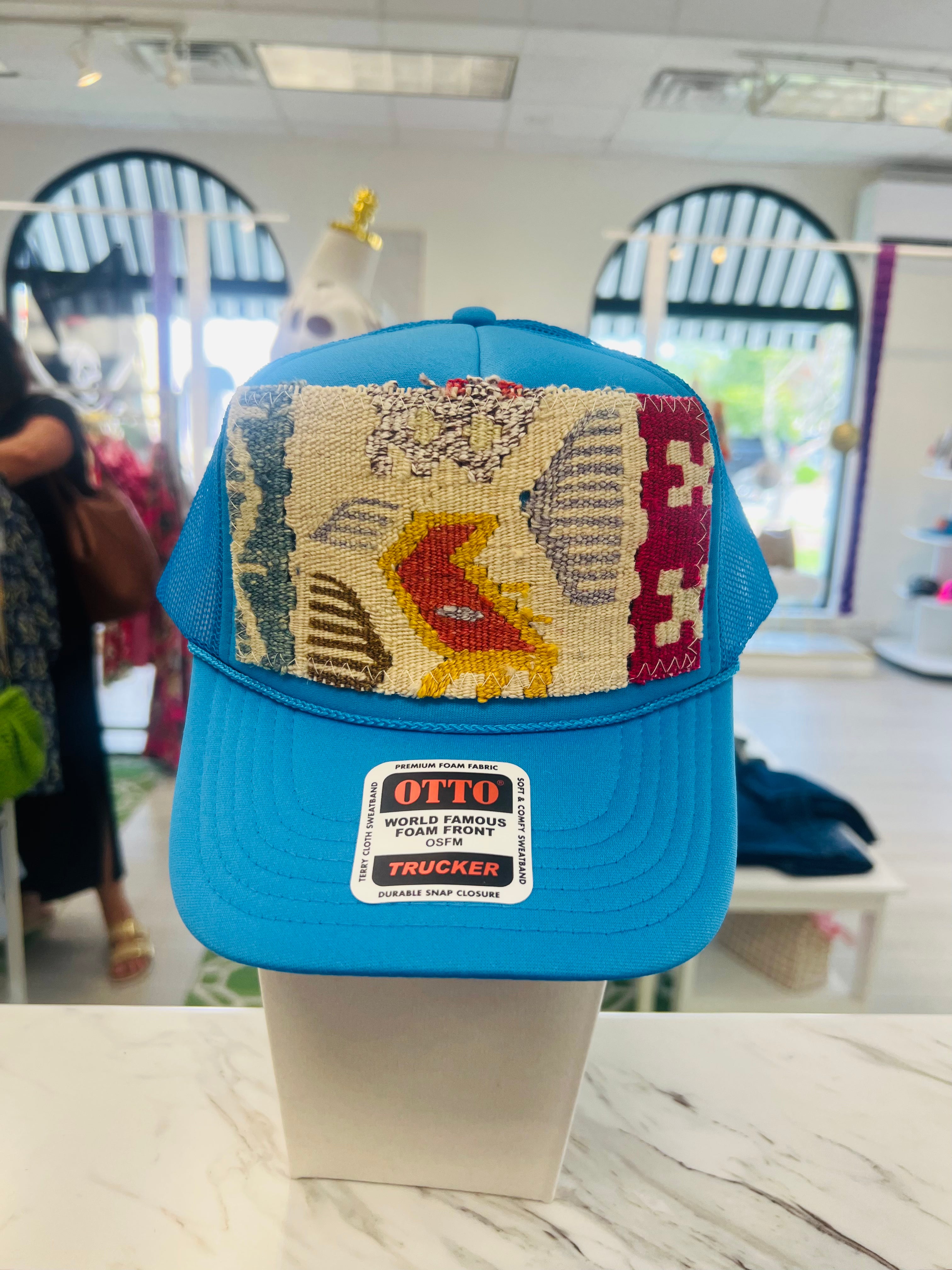 ORIJINAL Trucker Hat in Blue- White/Pink/Blue
