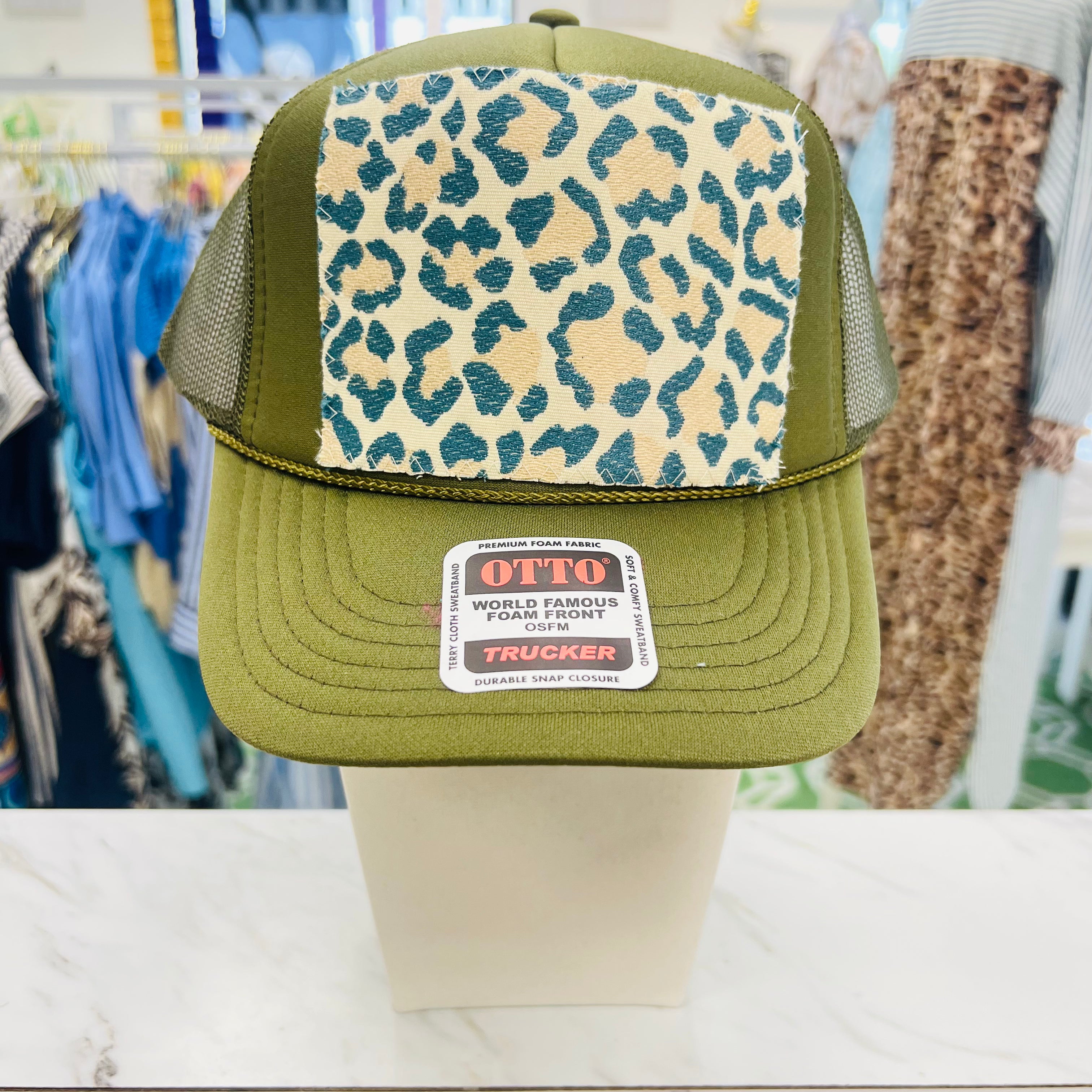 ORIJINAL Trucker Hat in Olive - Blue Leopard