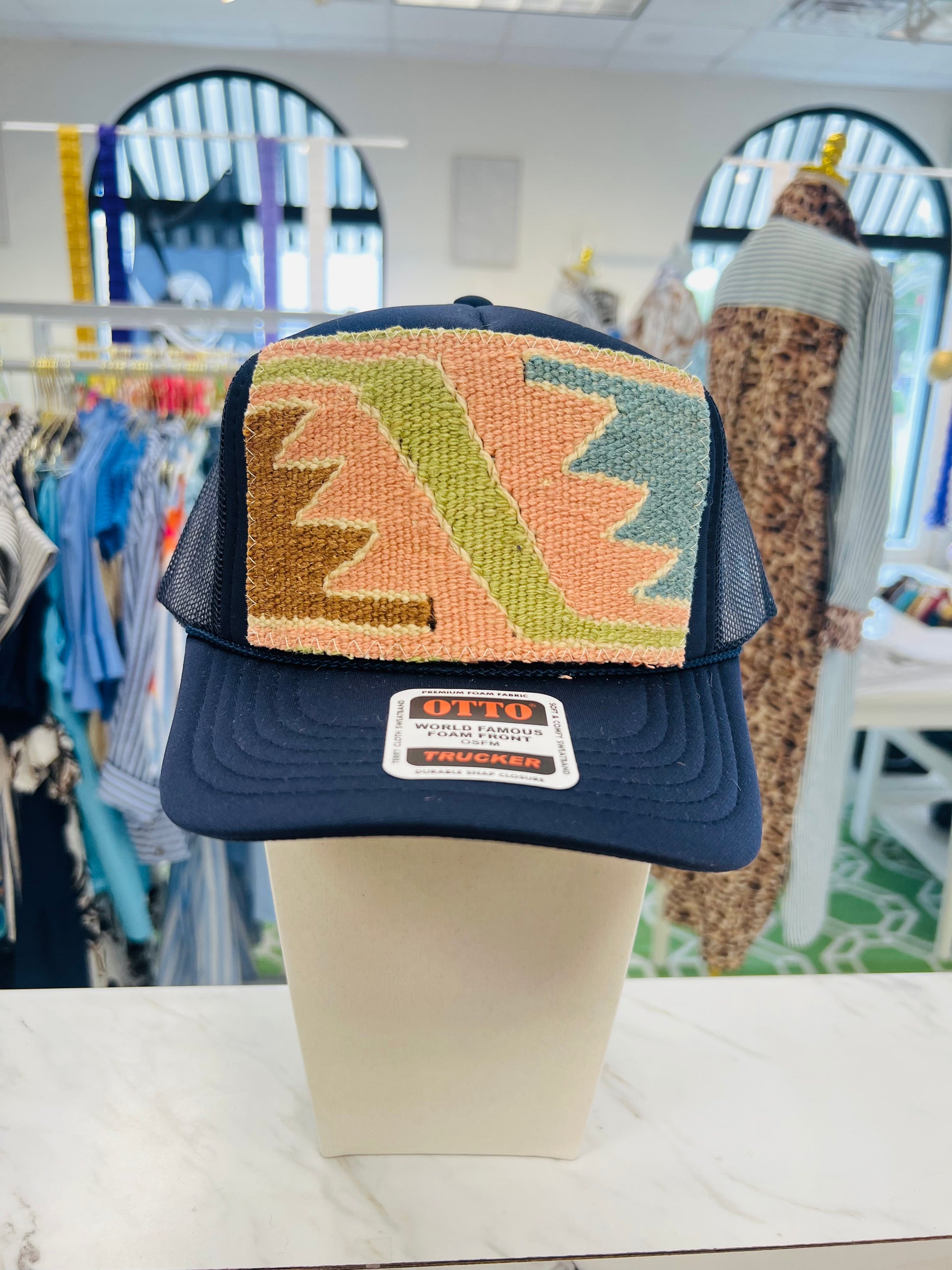 ORIJINAL Trucker Hat in Navy - Pink/Brown/Green