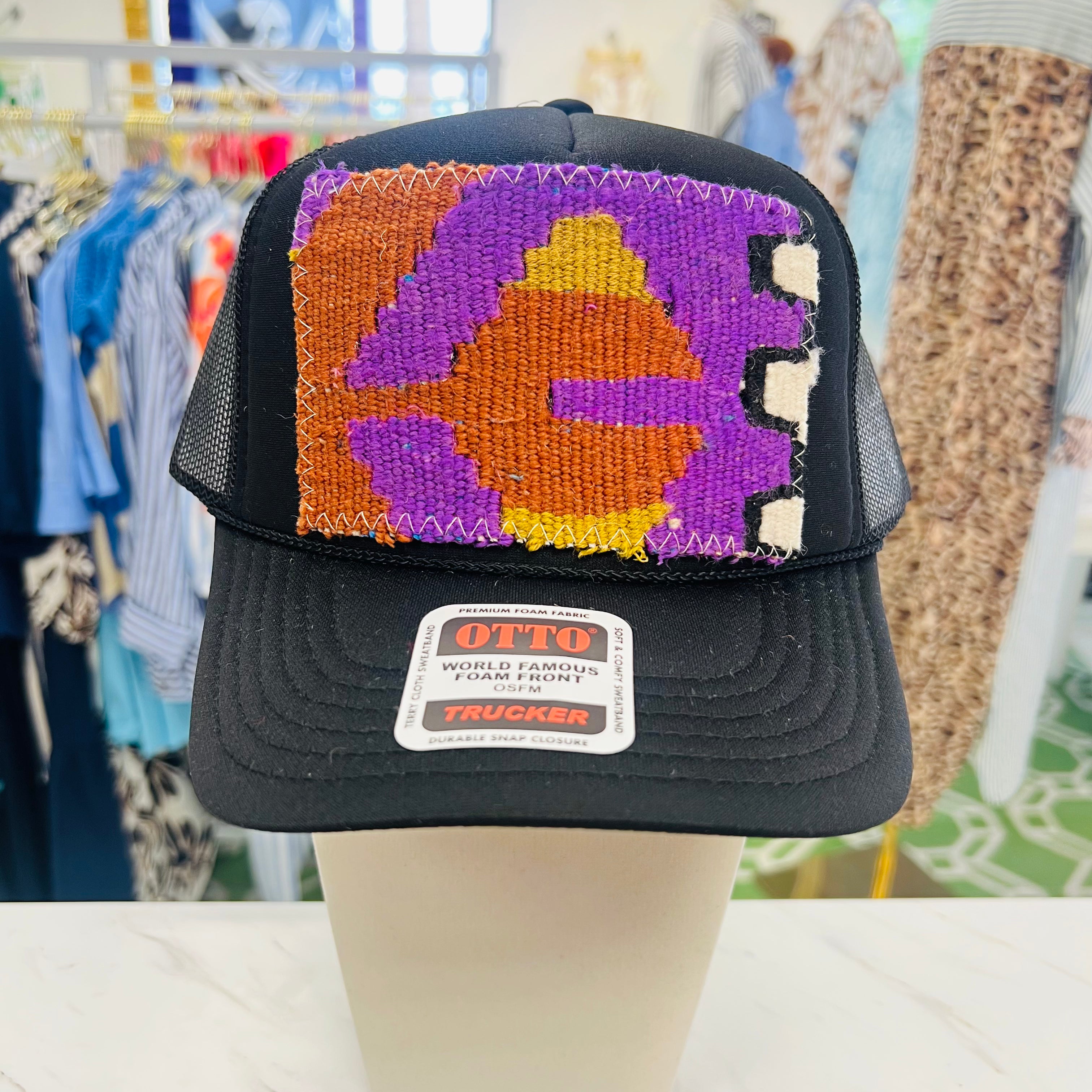 ORIJINAL Trucker Hat in Black - Purple/Rust