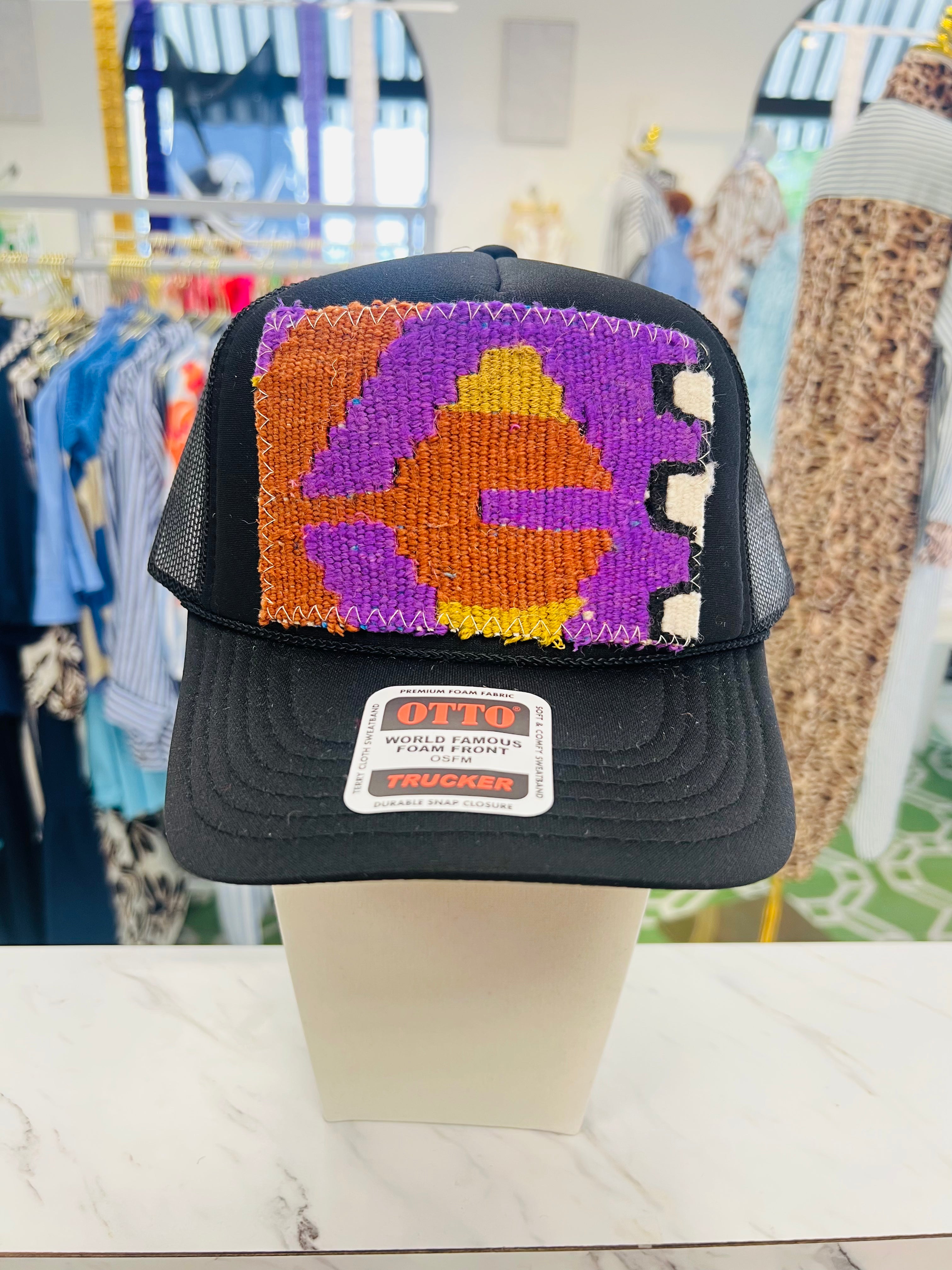 ORIJINAL Trucker Hat in Black - Purple/Rust