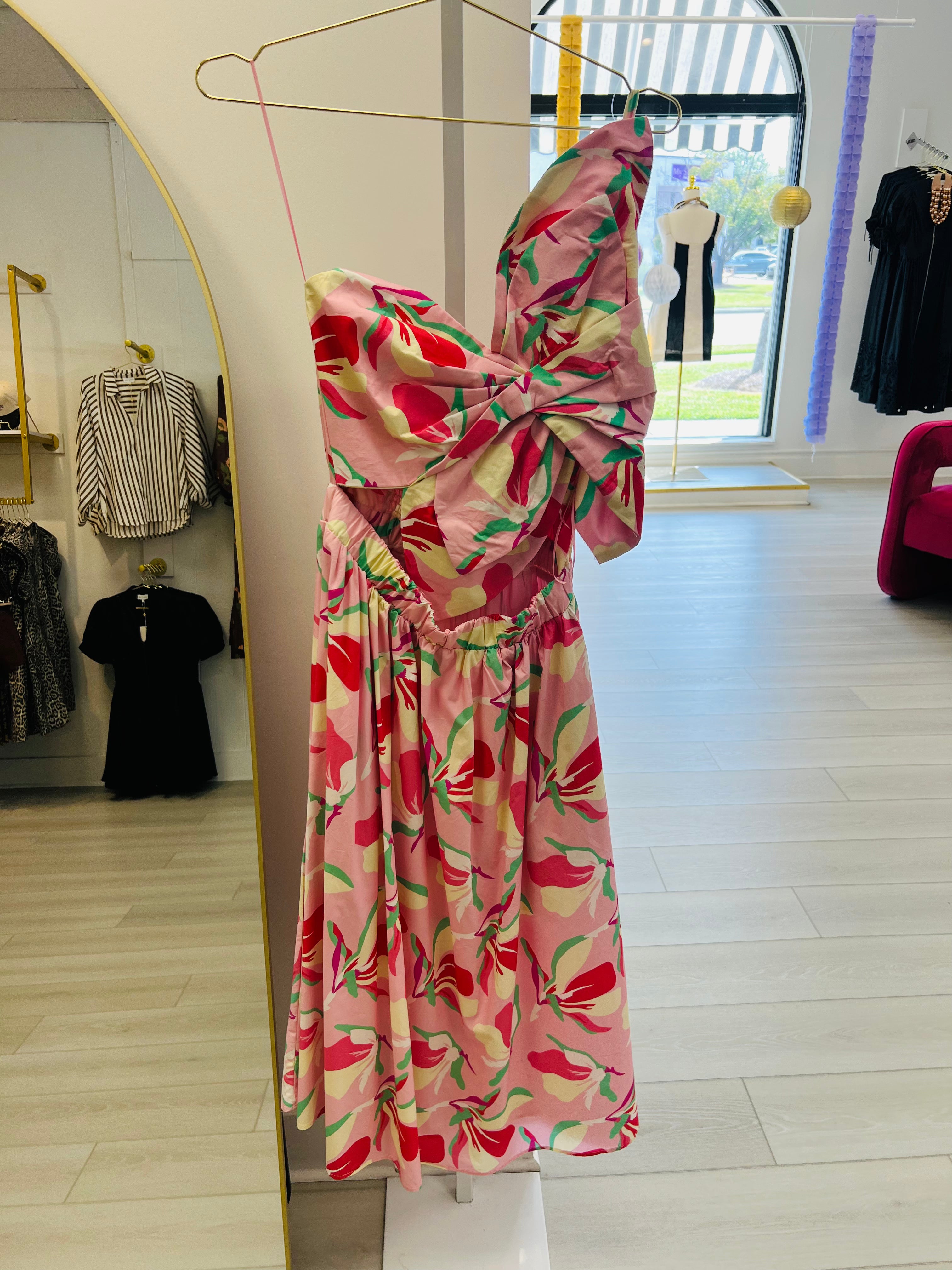 Showstopper Dress in Pink Petals