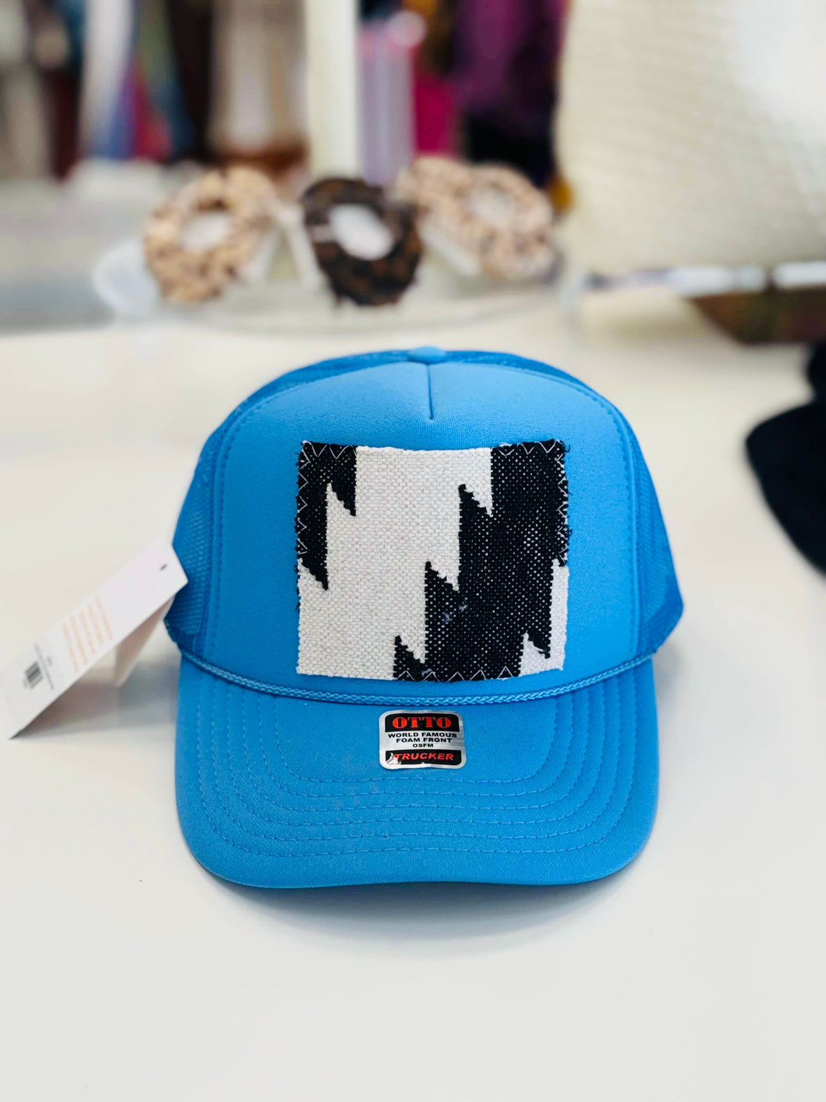 ORIJINAL Trucker Hat in Blue- Black/Cream Patch