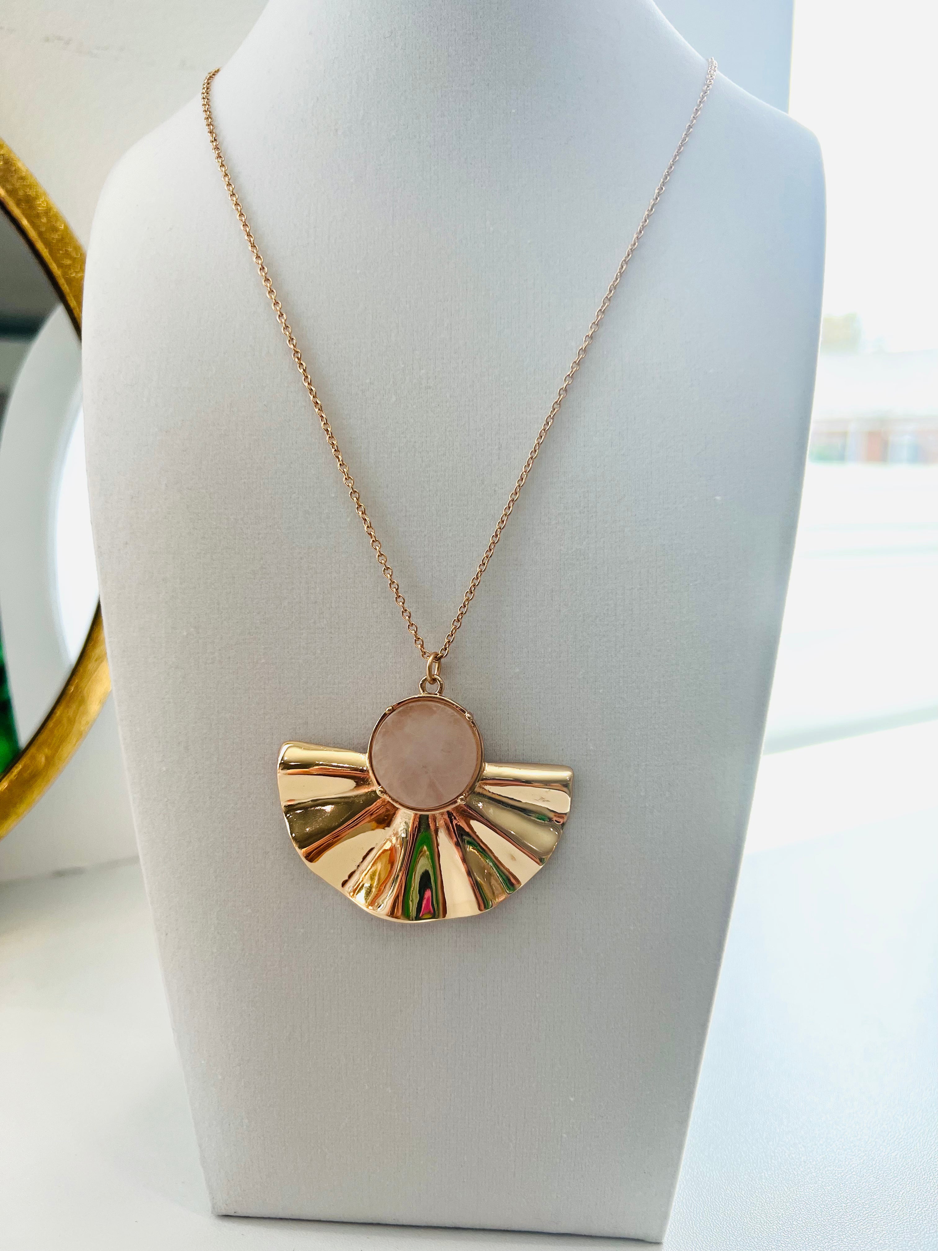 Rose Quarts Pendent Necklace