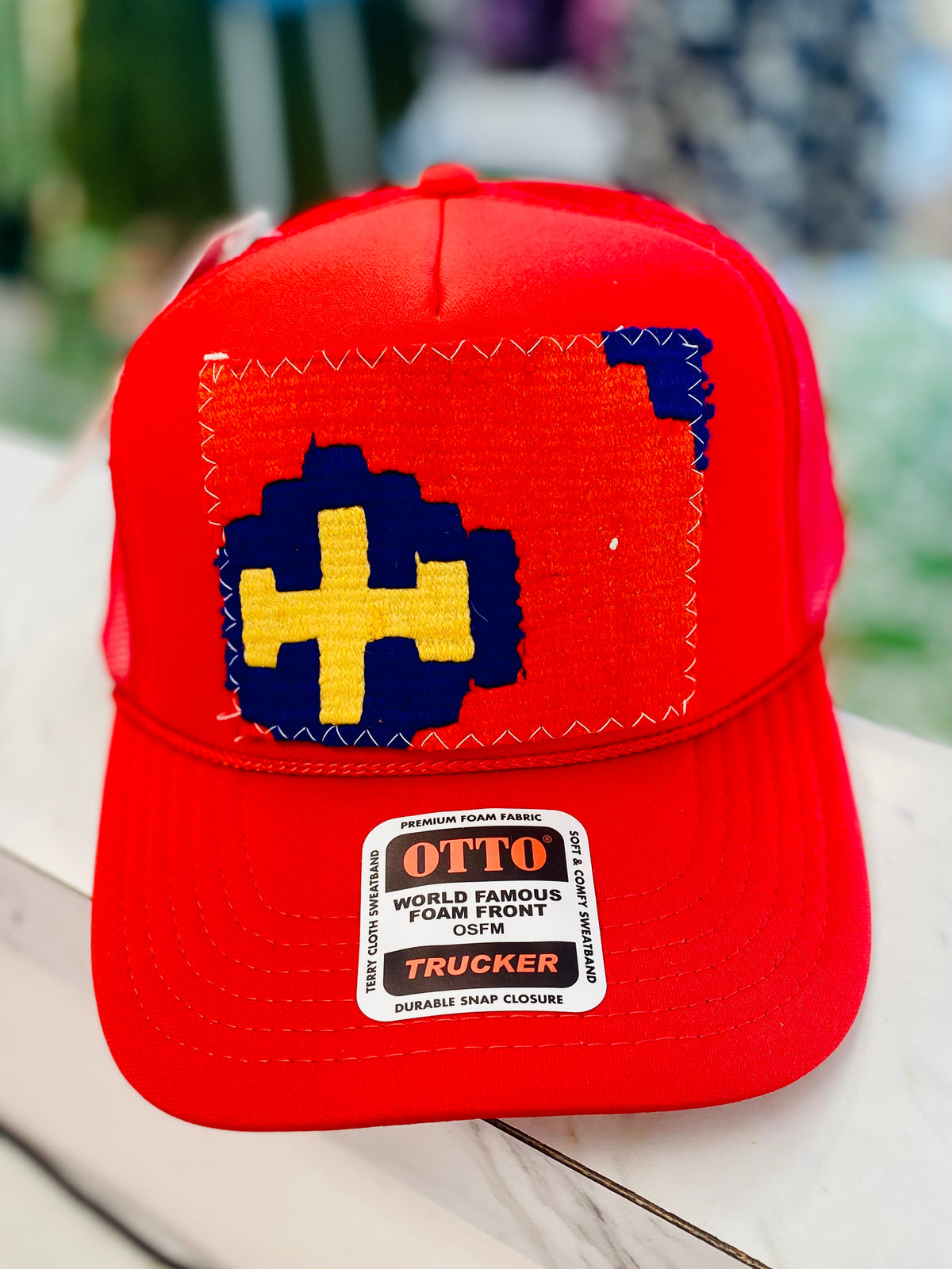 ORIJINAL Trucker Hat in Red- Red/Blue/Yellow Patch