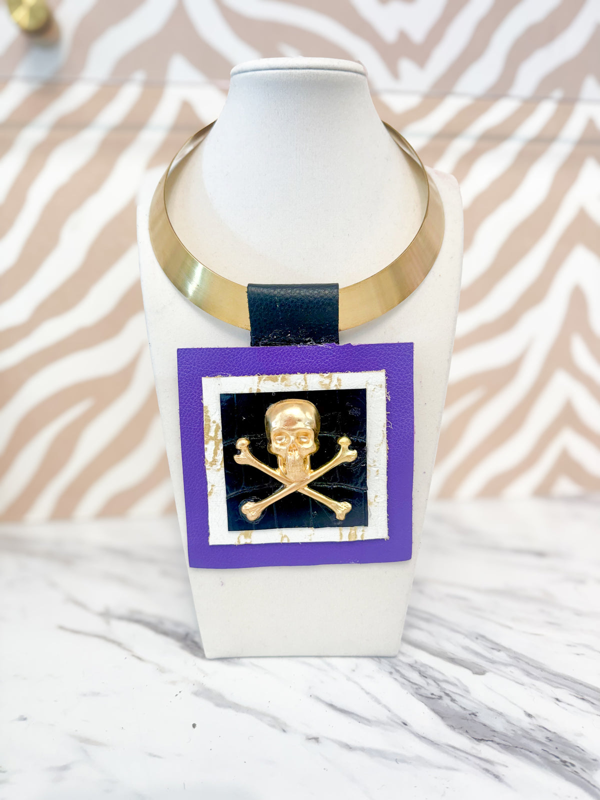Skull Pendant - 16