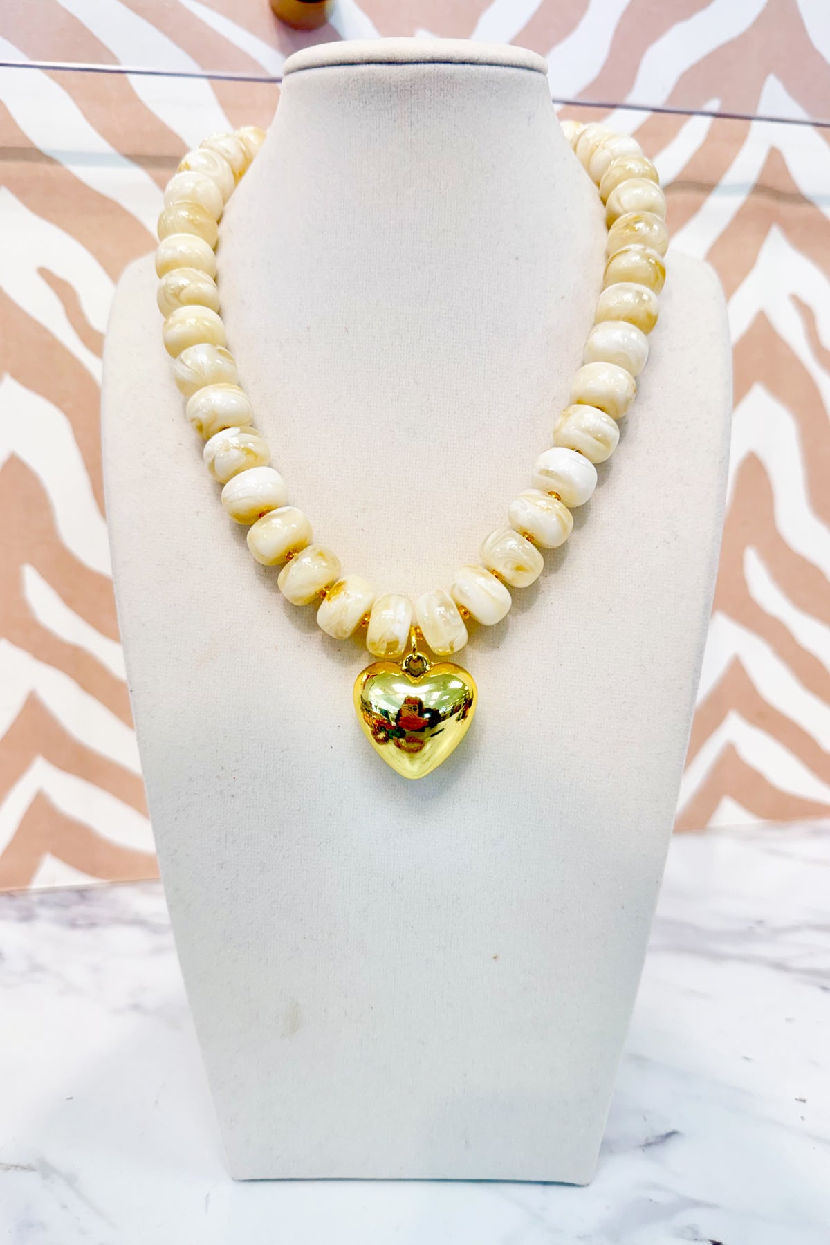 Marble Beaded Small Gold Heart Pendant Necklace in Cream