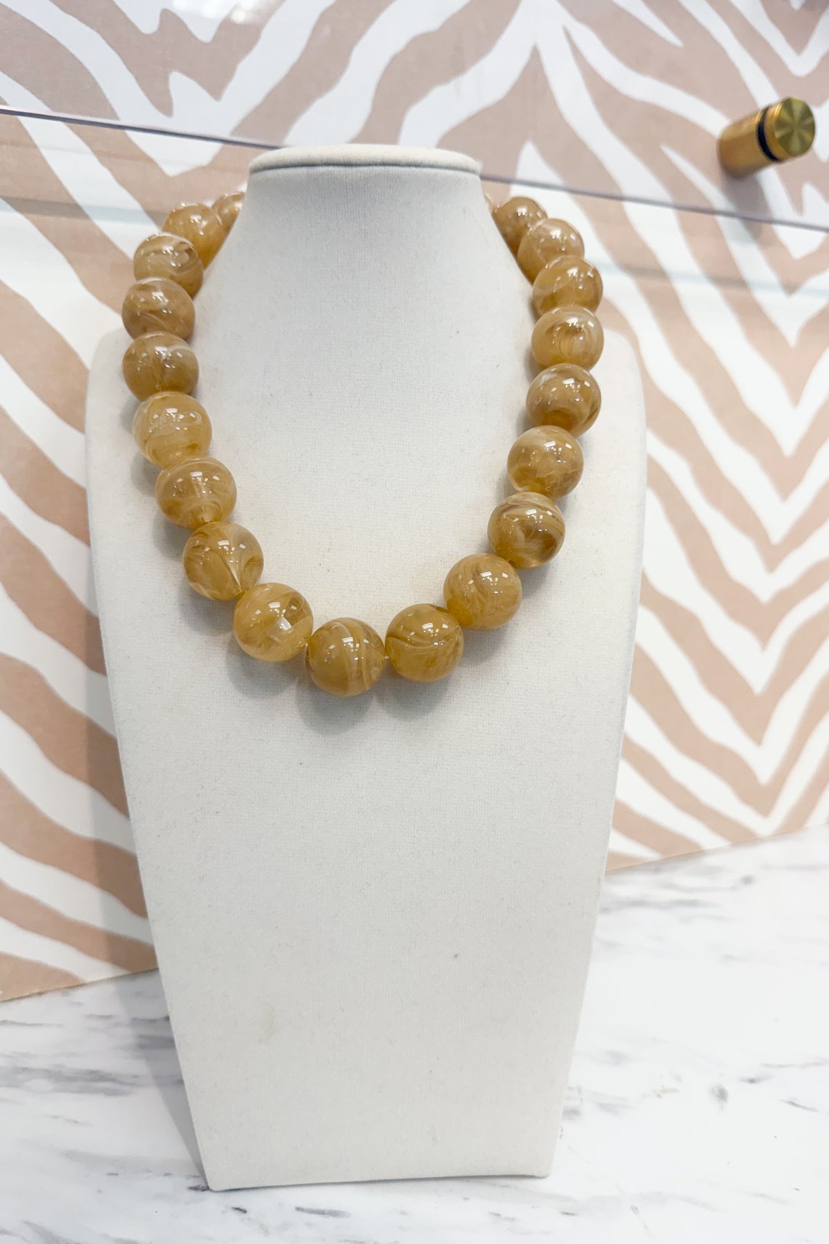Circle Marble Beaded Necklace in Beige