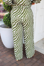 Wild Chase Pants - Olive