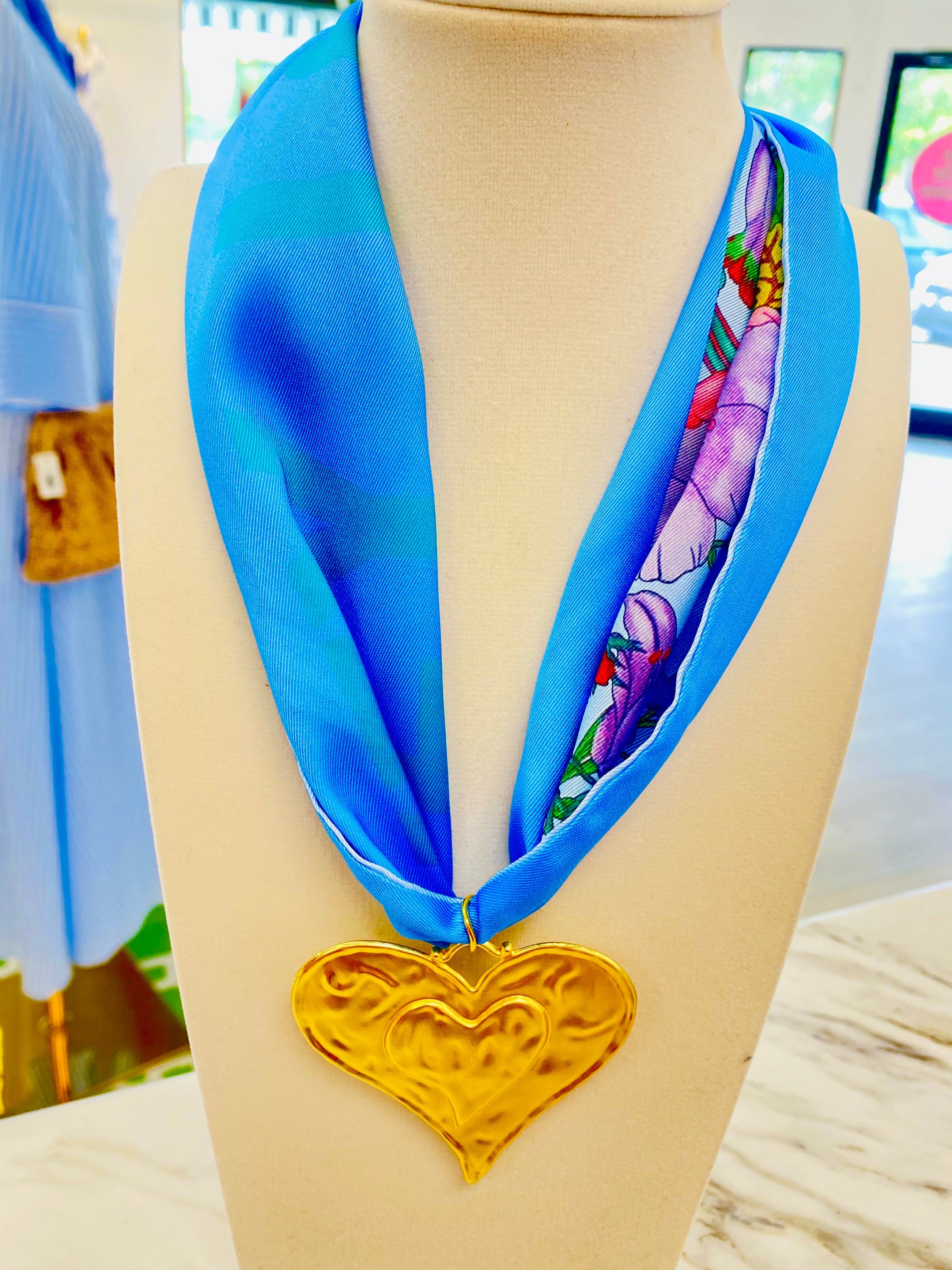 Lovey Scarf Necklace