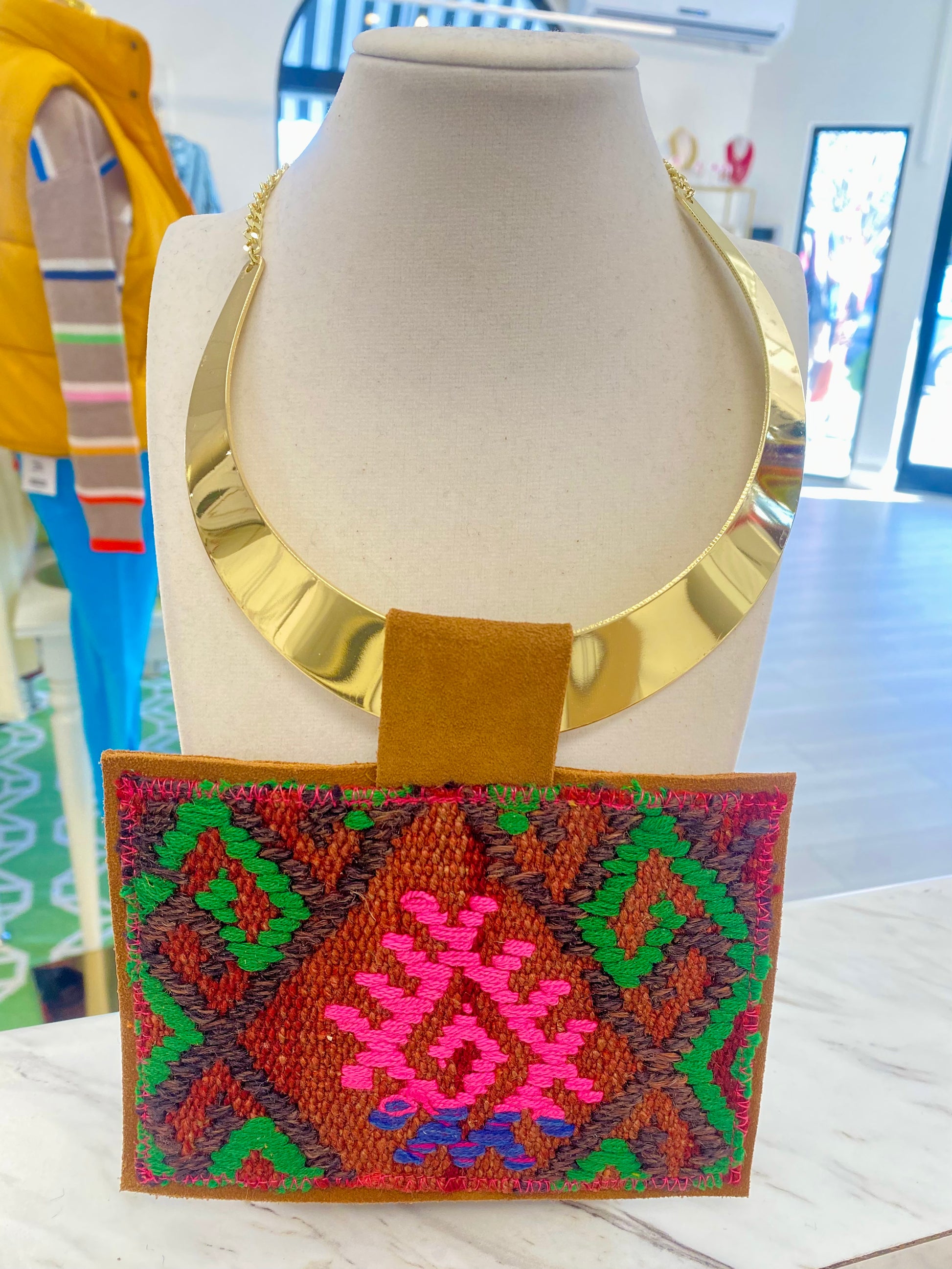 ORIJINAL Shiny Pendant Necklace- Red, Brown, Pink, Green