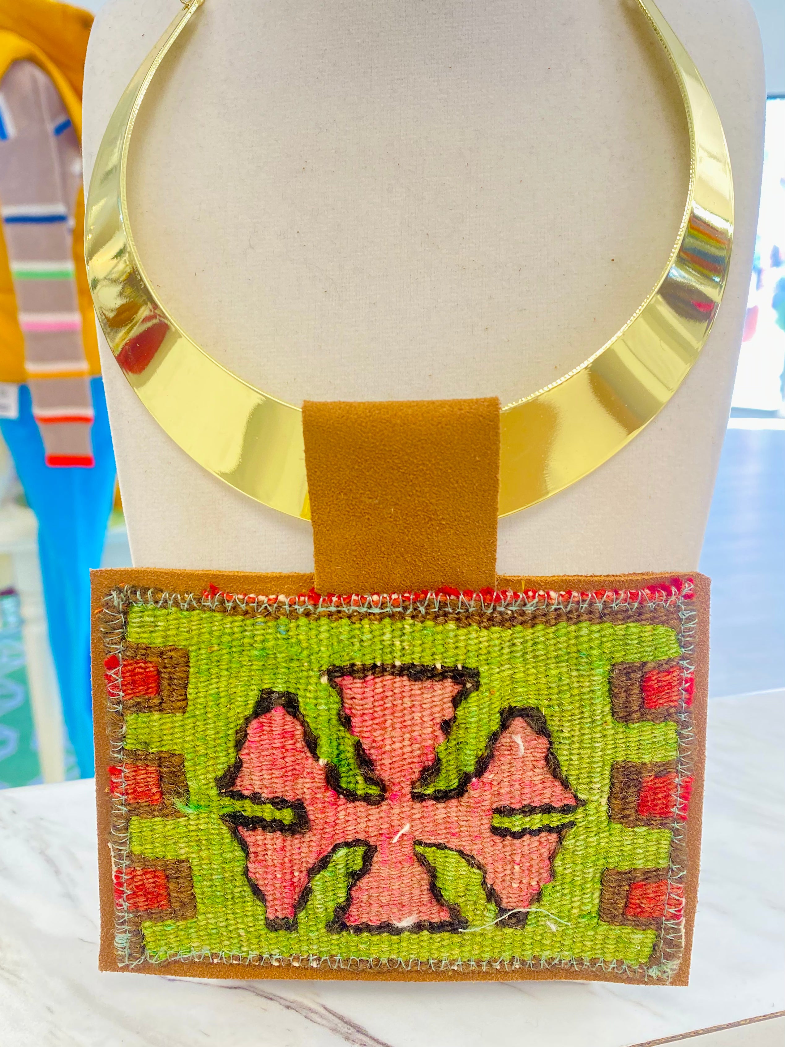 ORIJINAL Shiny Pendant Necklace- Green, Pink, Brown, Red