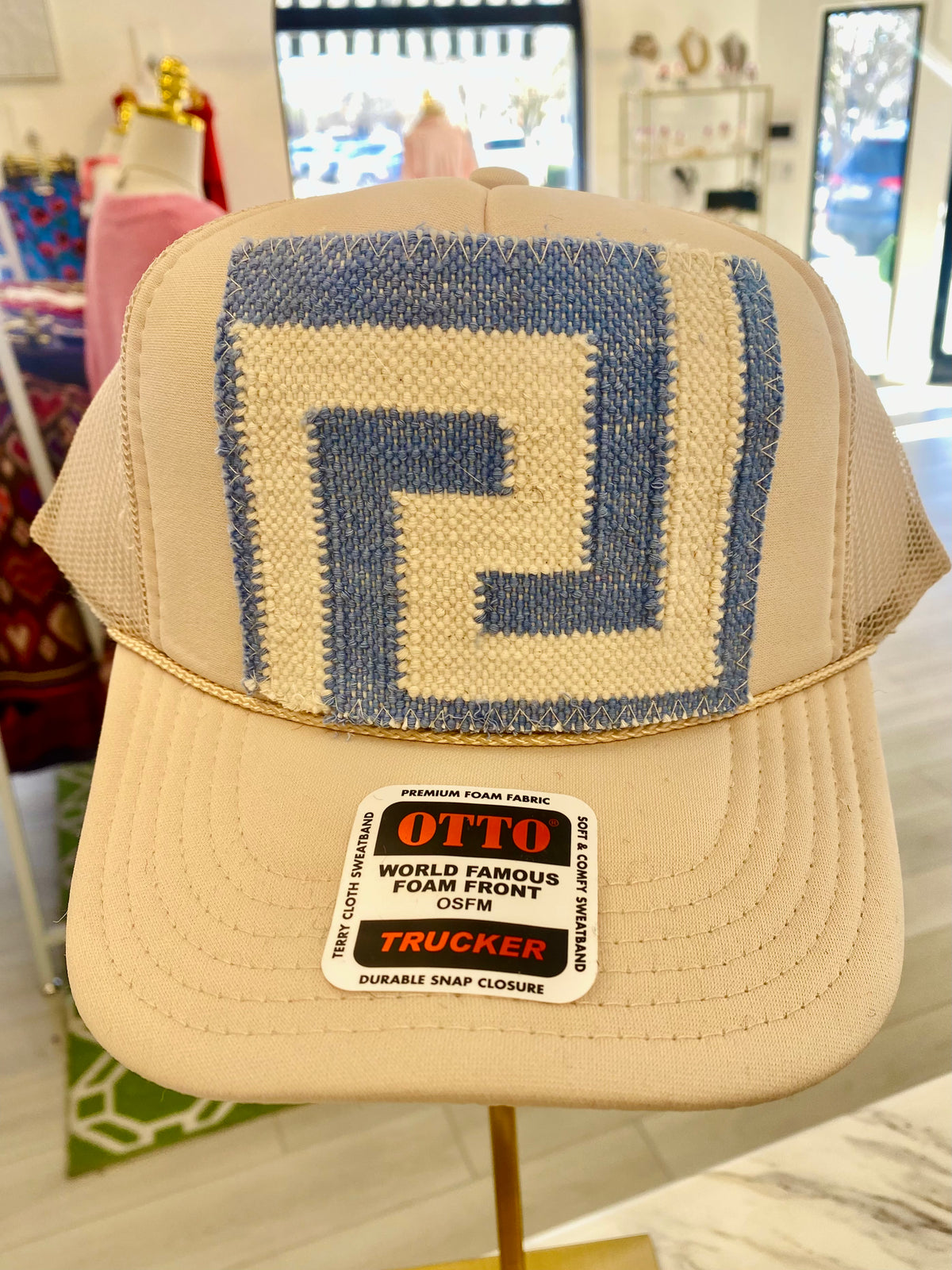 ORIJINAL Trucker Hat in Cream - Blue, Cream