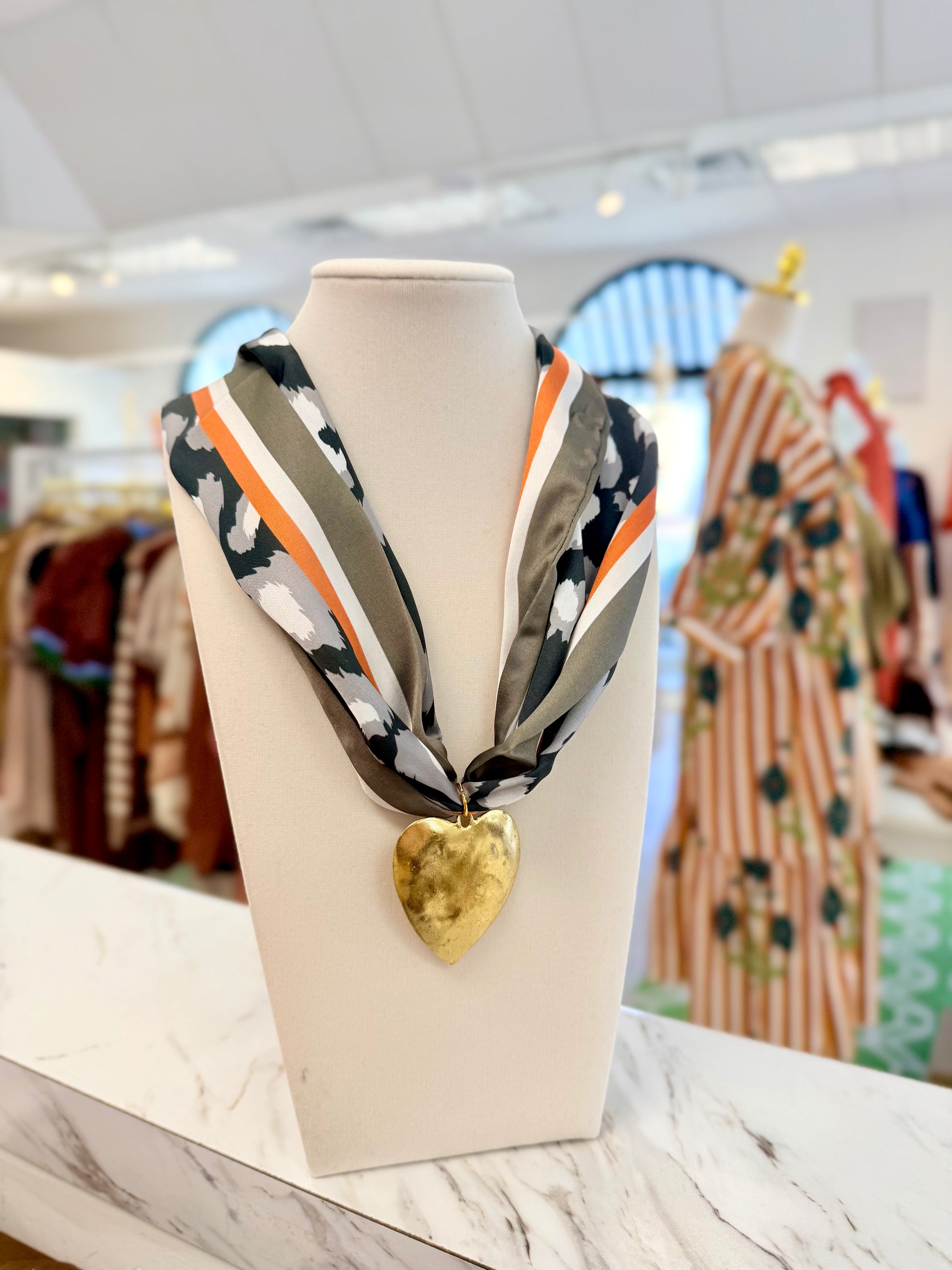Cheetah Love Scarf Necklace - Olive