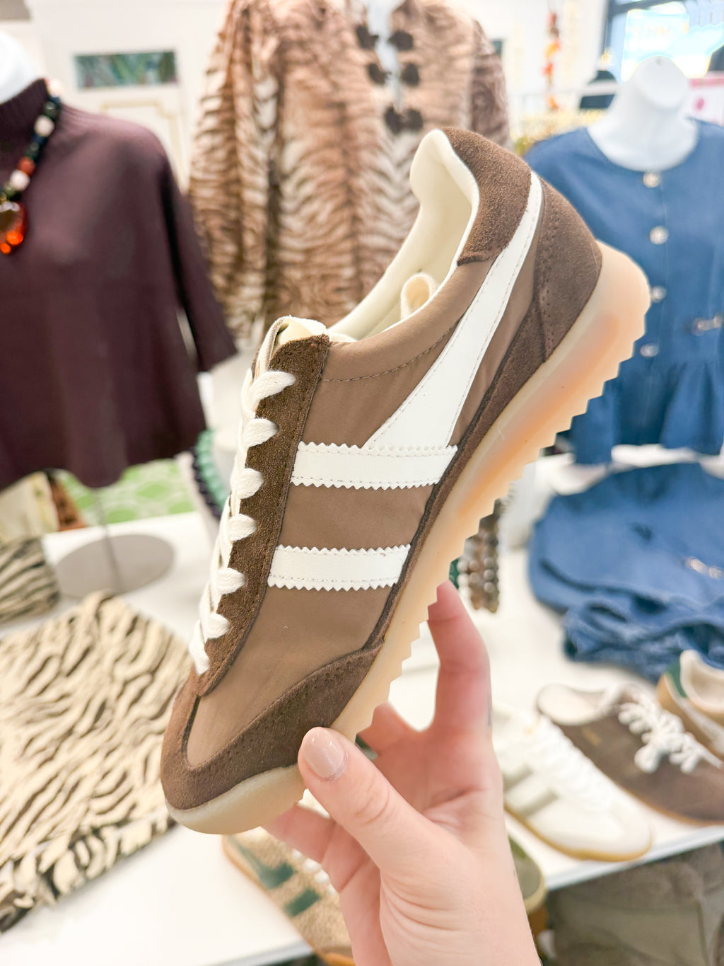 Gola Women's Firefly Trainer Otter/Dark Brown/Off
White