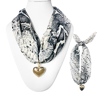 Viperé Scarf Necklace